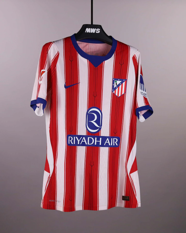 Kang-In Lee 이강인 Atlético de Madrid shirt