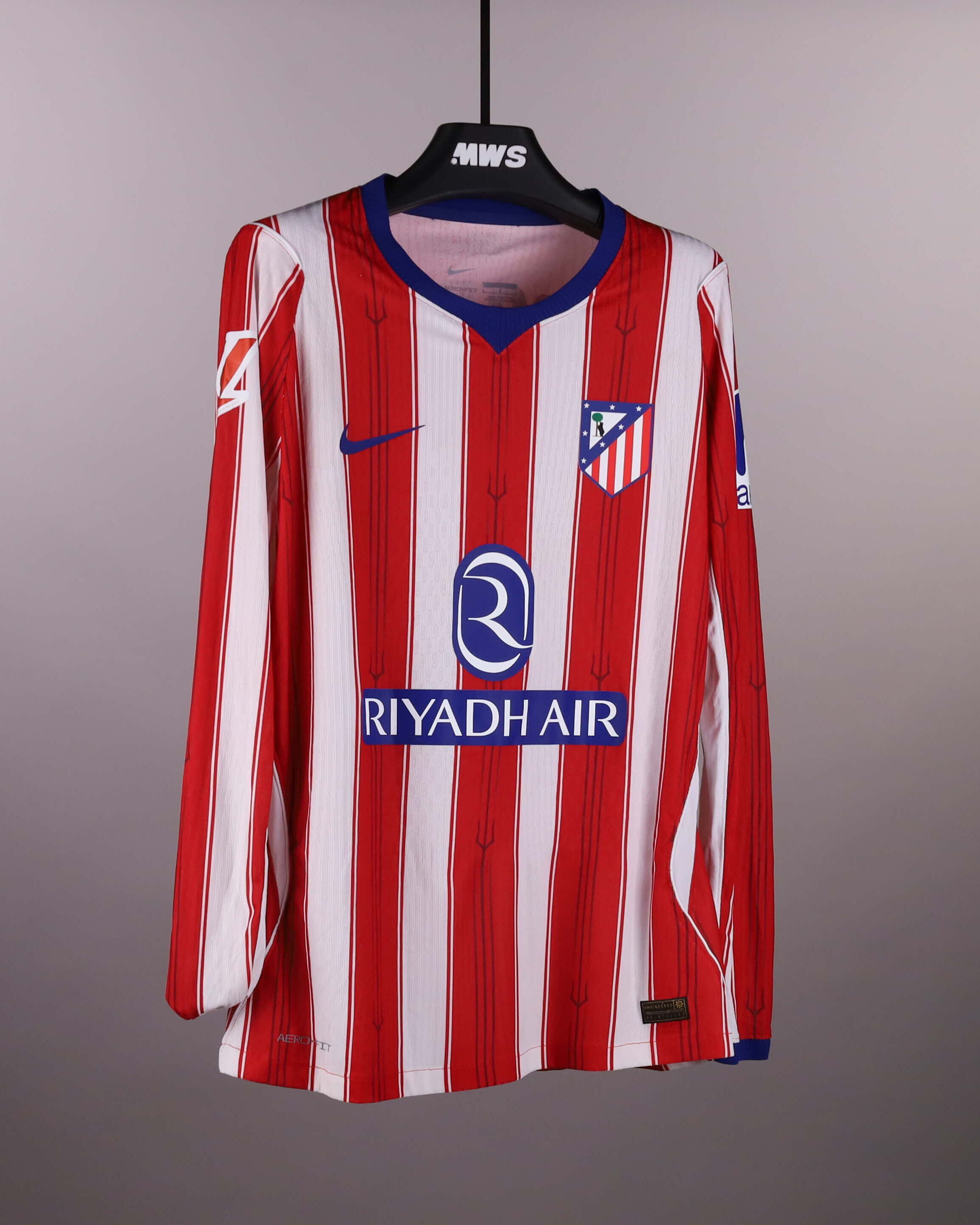 Marc Pubill Pagès Atlético de Madrid shirt