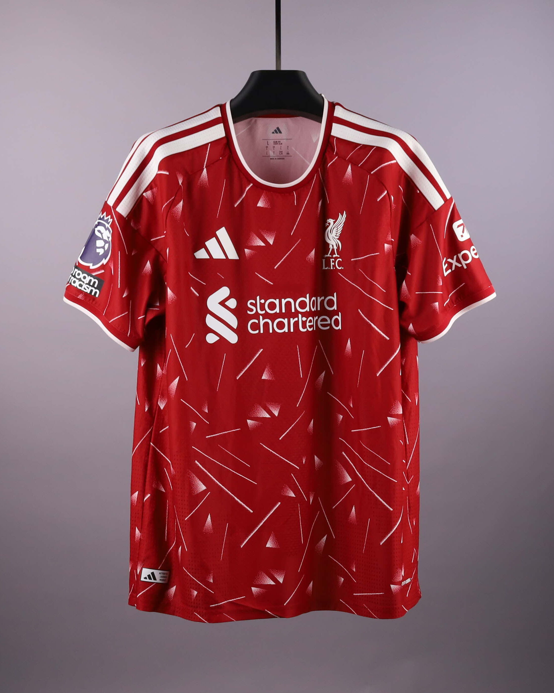 Ryan Gravenberch Liverpool forması
