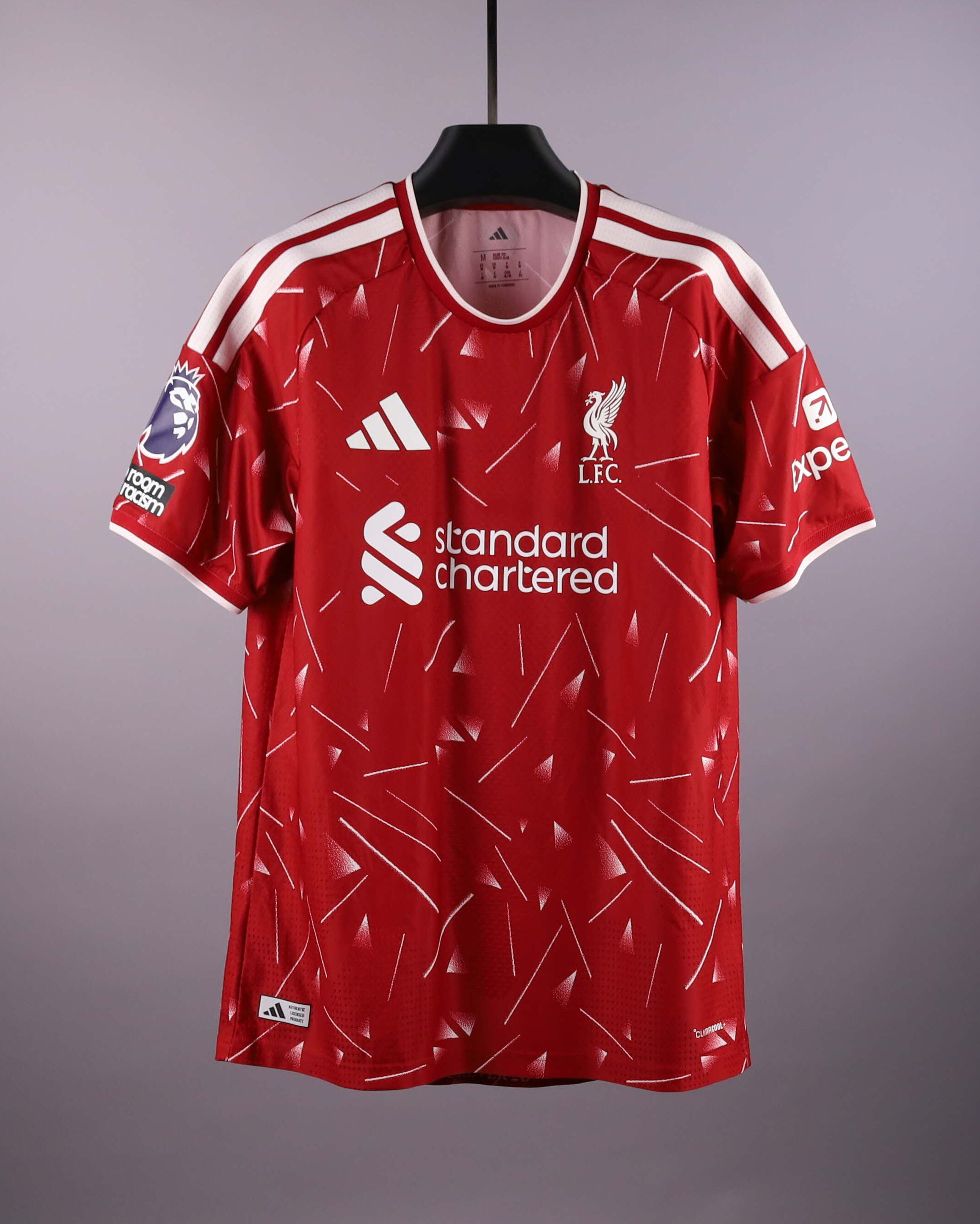 来自Liverpool的Jeremie Frimpong球衣