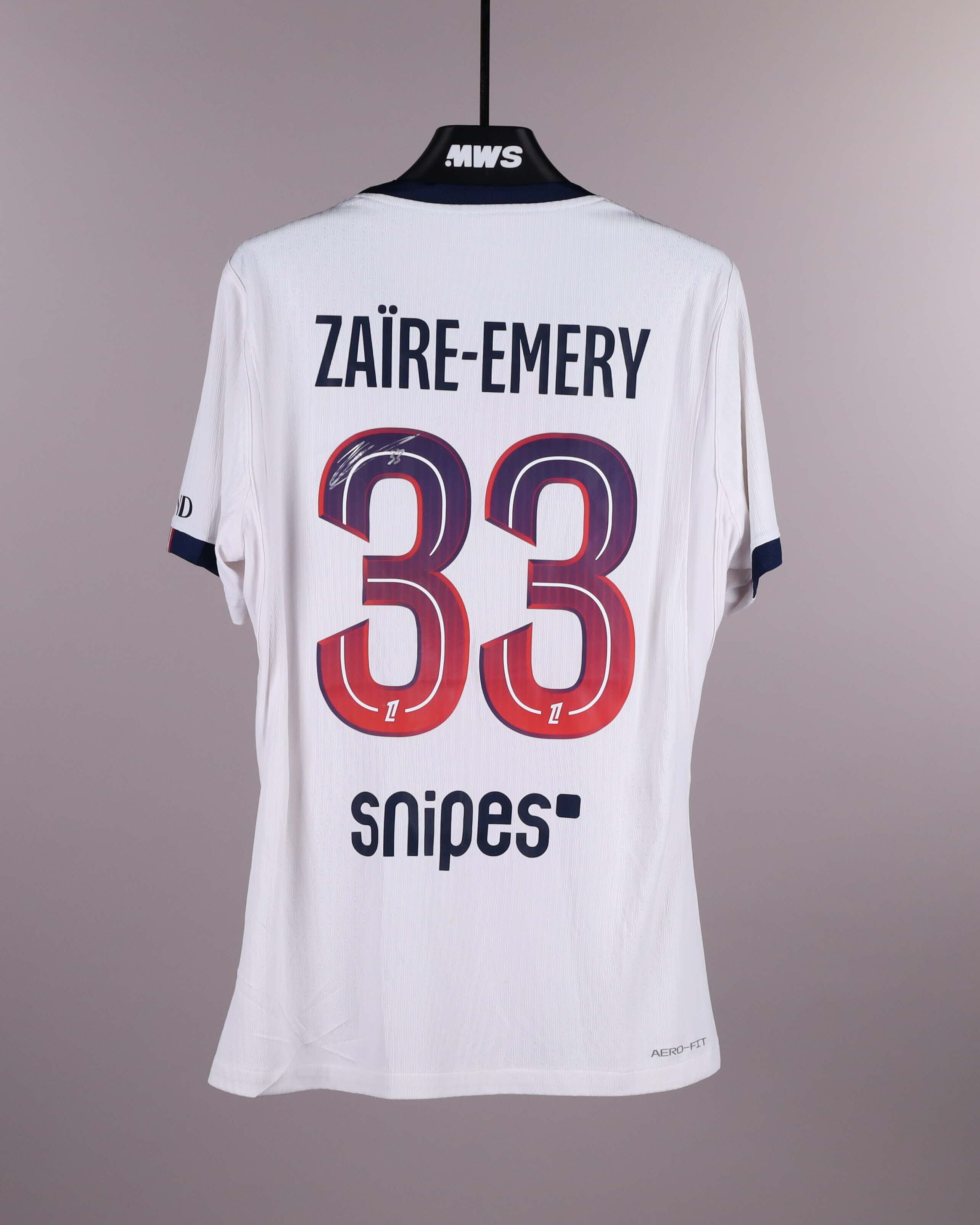 Warren Zaïre-Emery Paris Saint-Germain shirt