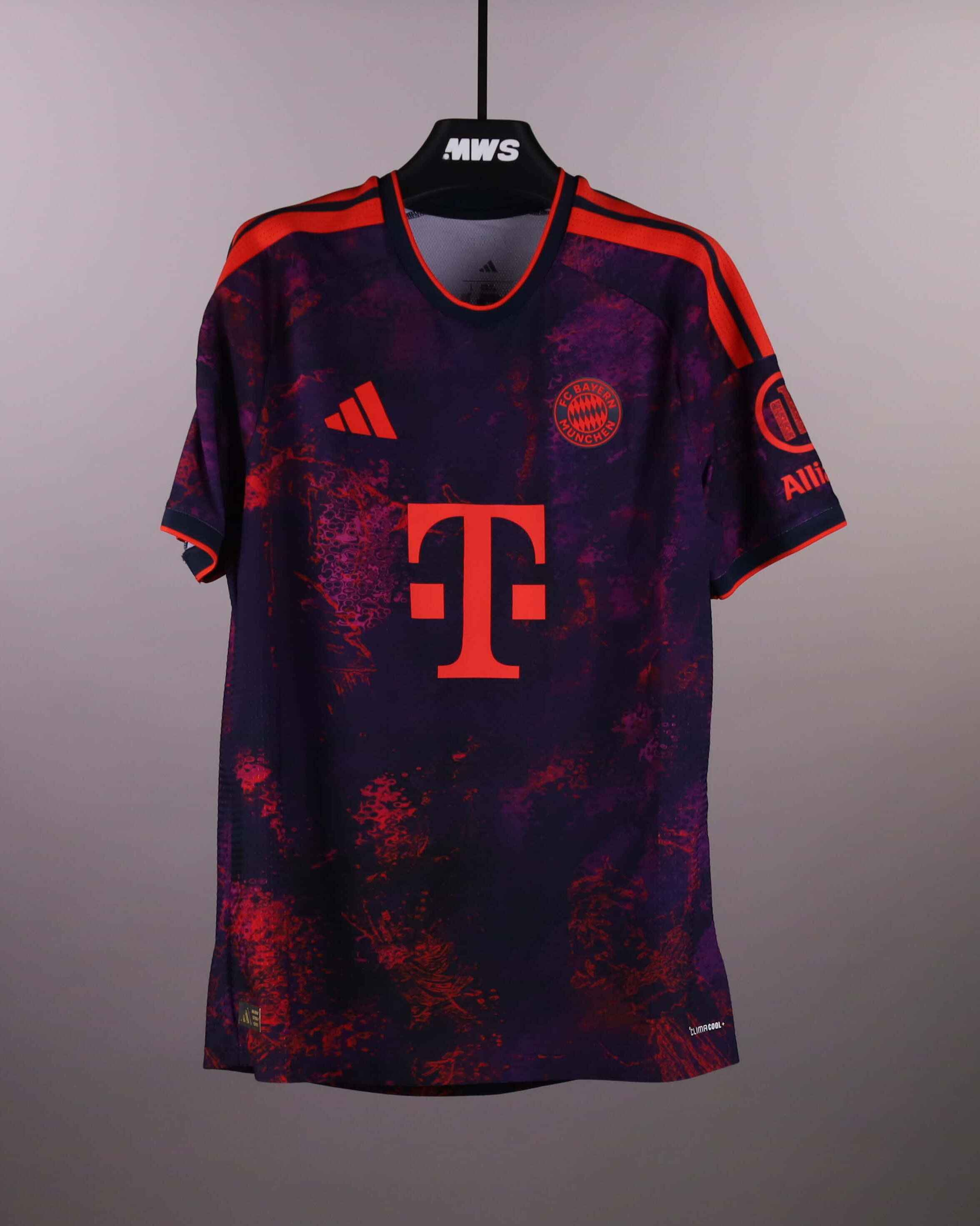 Jonathan Tah FC Bayern München shirt