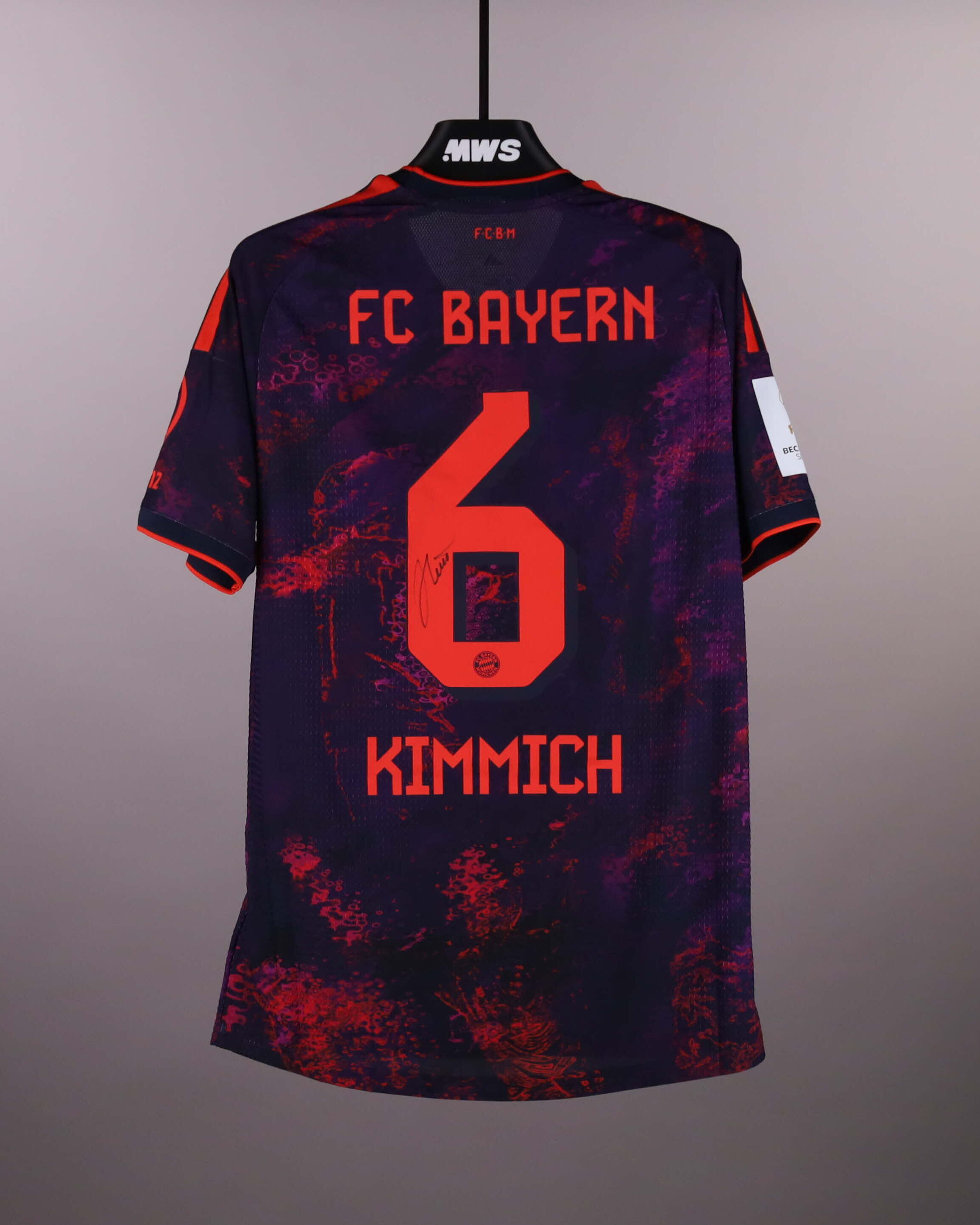 Joshua Kimmich FC Bayern München shirt