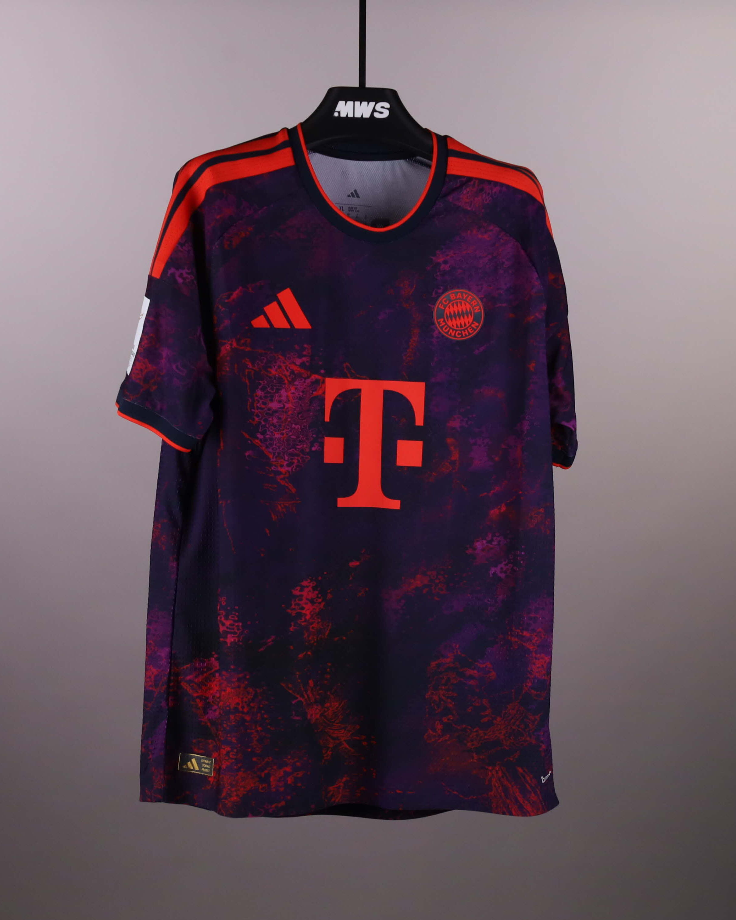 Ismael Saibari FC Bayern München shirt