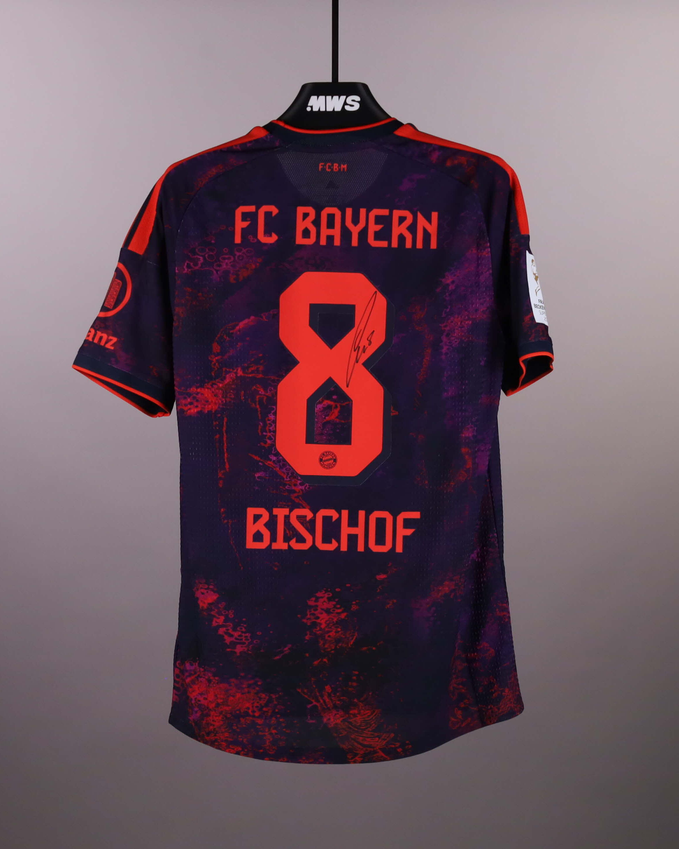 Tom Bischof FC Bayern München shirt