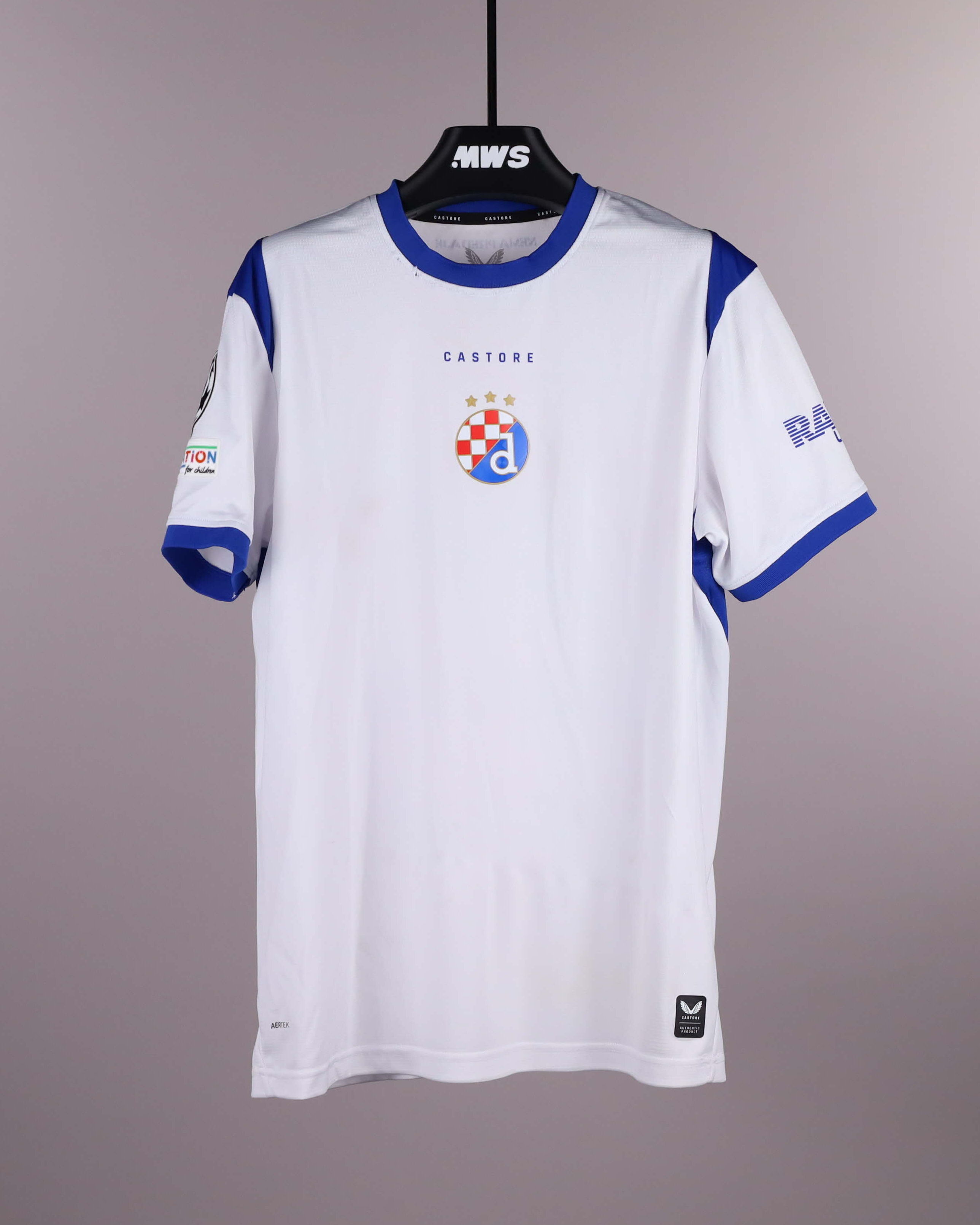 Moris Valinčić Dinamo Zagreb jersey