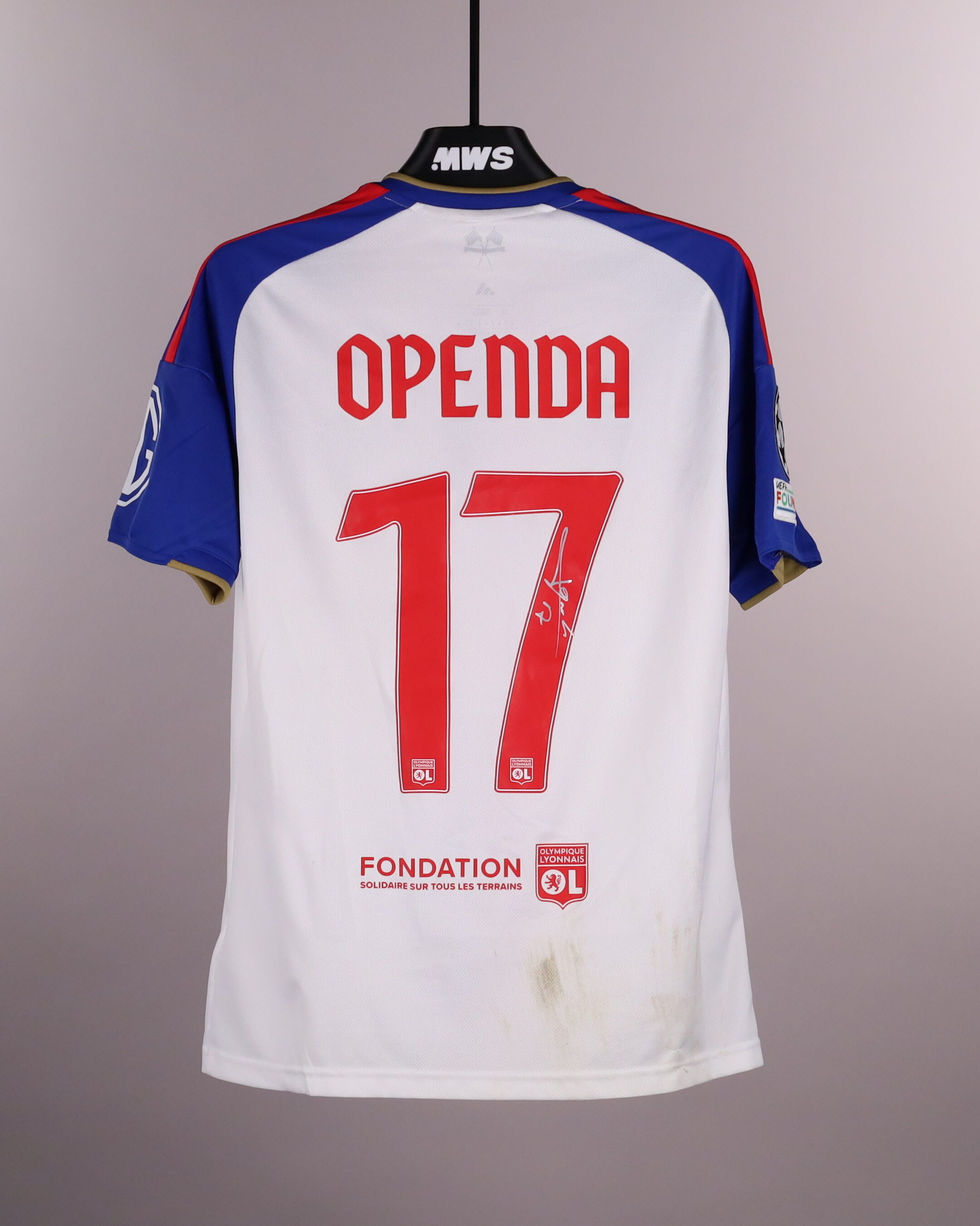 Loïs Openda Olympique Lyonnais jersey