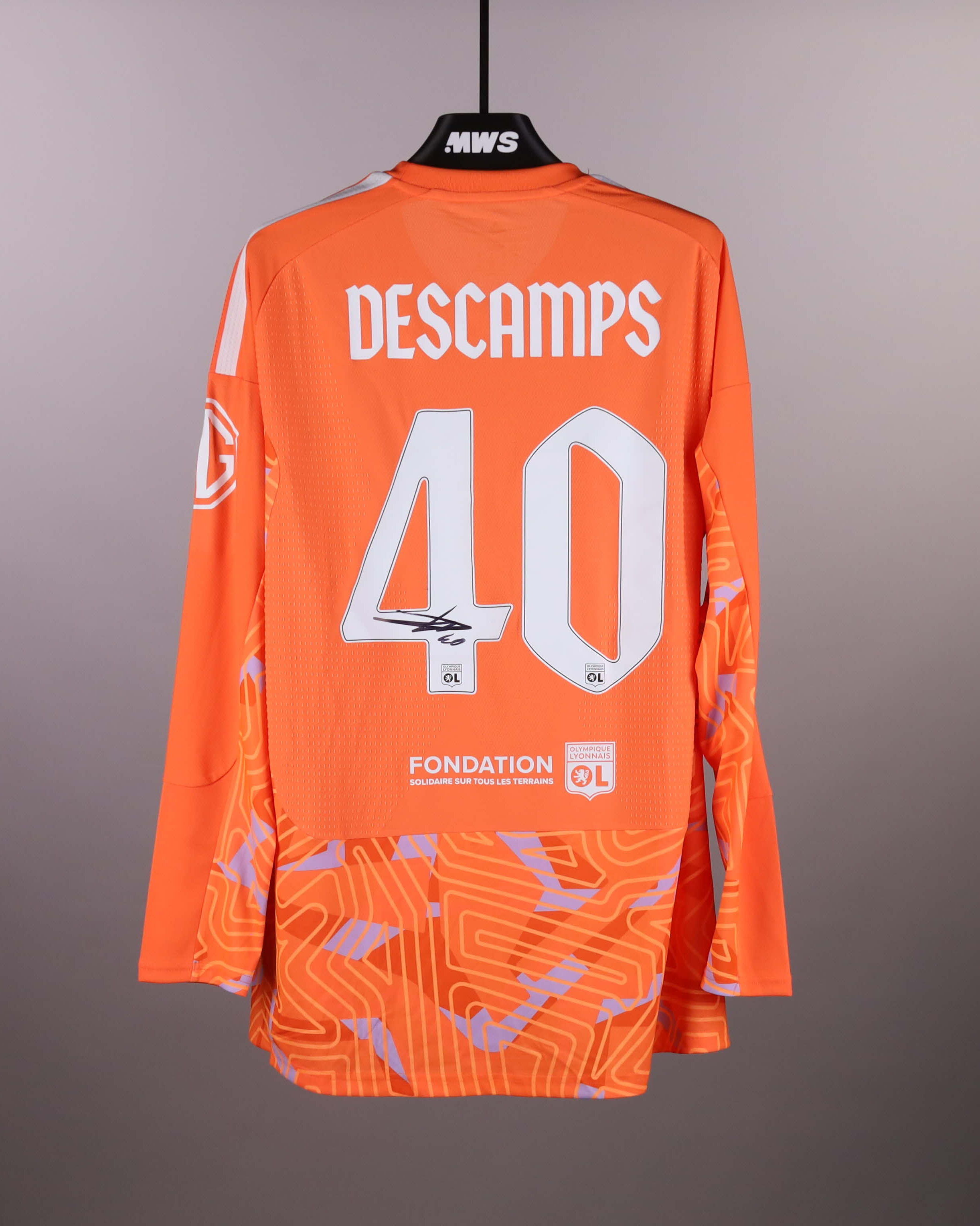 Rémy Descamps  Olympique Lyonnais jersey