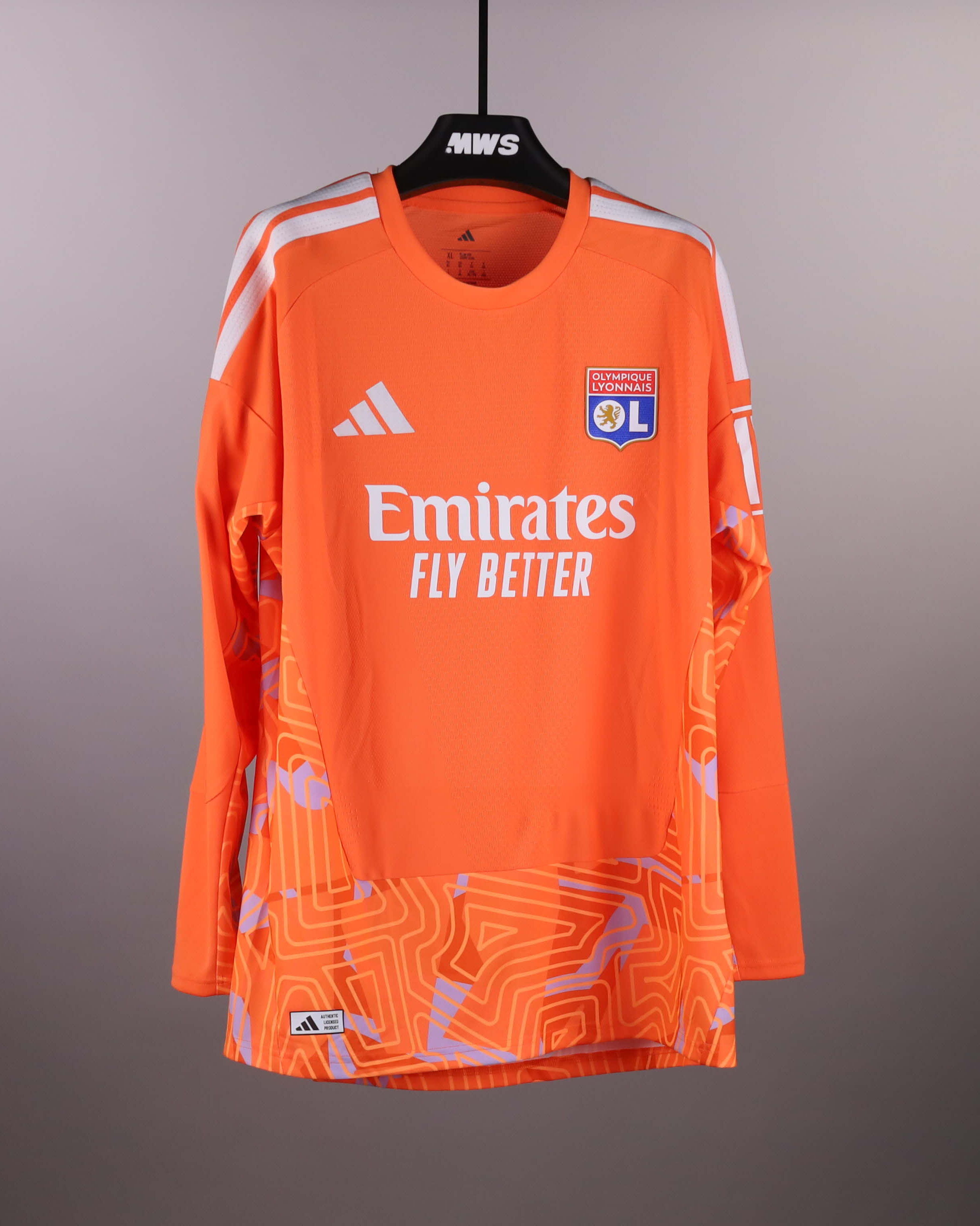 Rémy Descamps  Olympique Lyonnais jersey