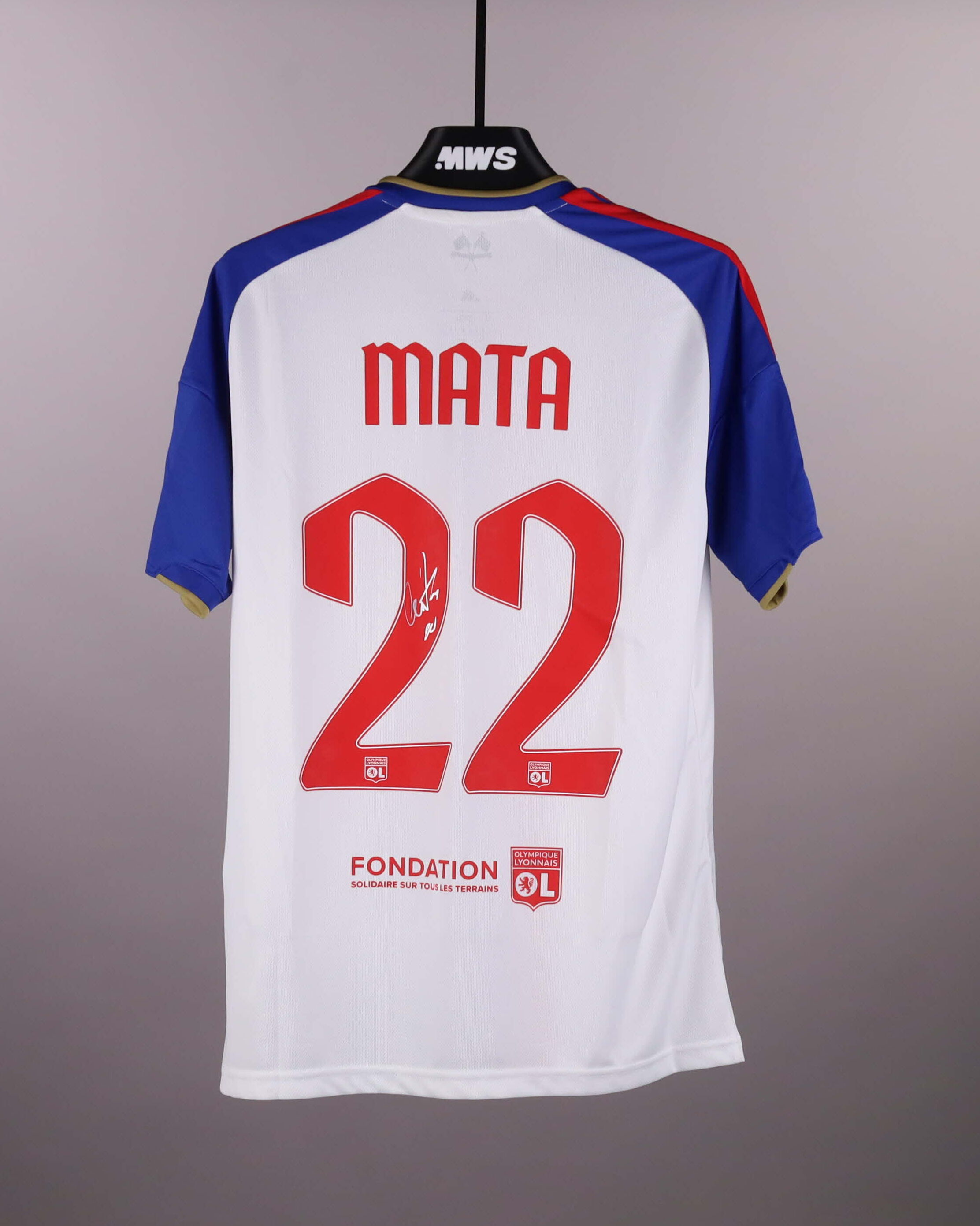 Clinton Mata Olympique Lyonnais jersey