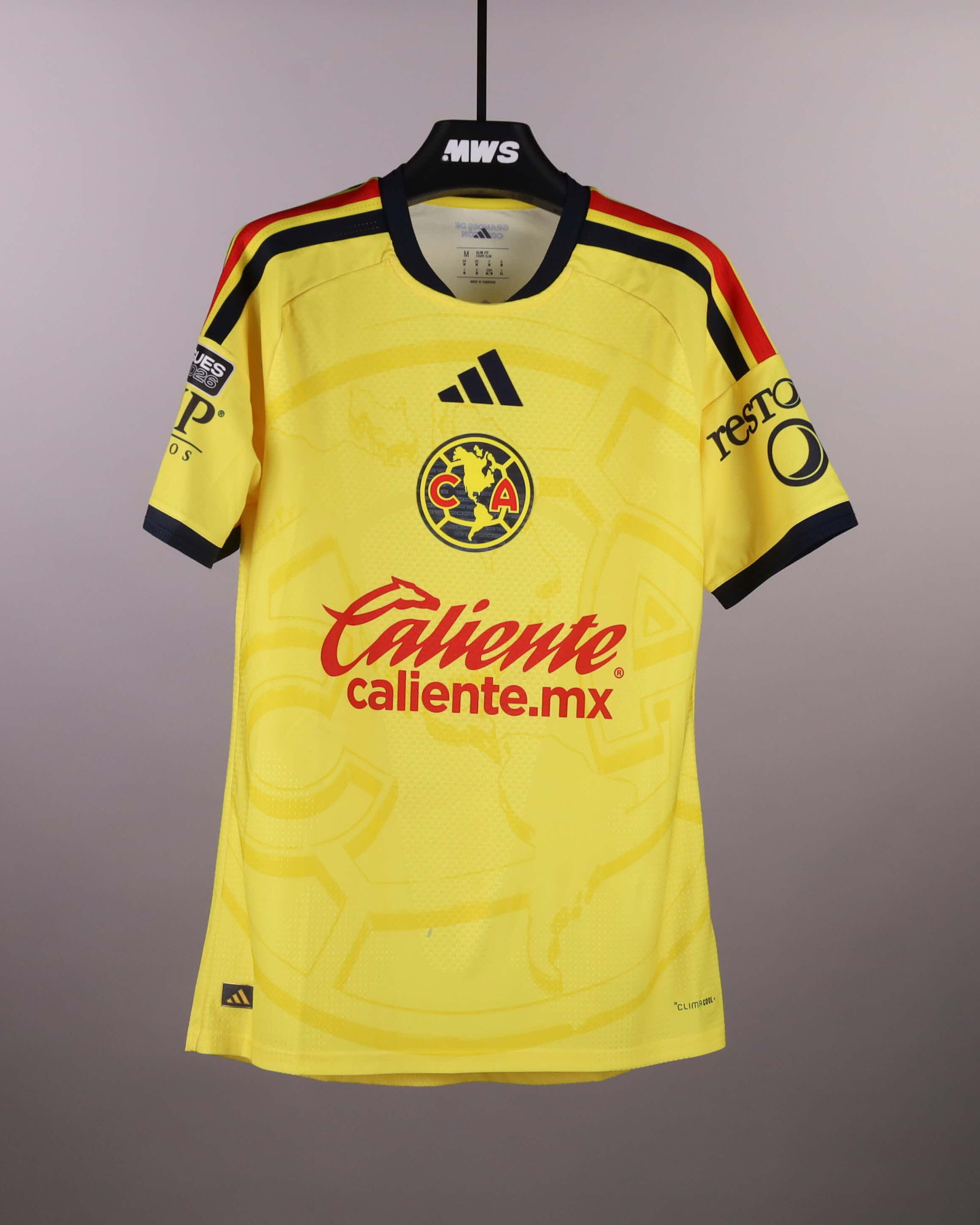Óscar Perea Club América jersey