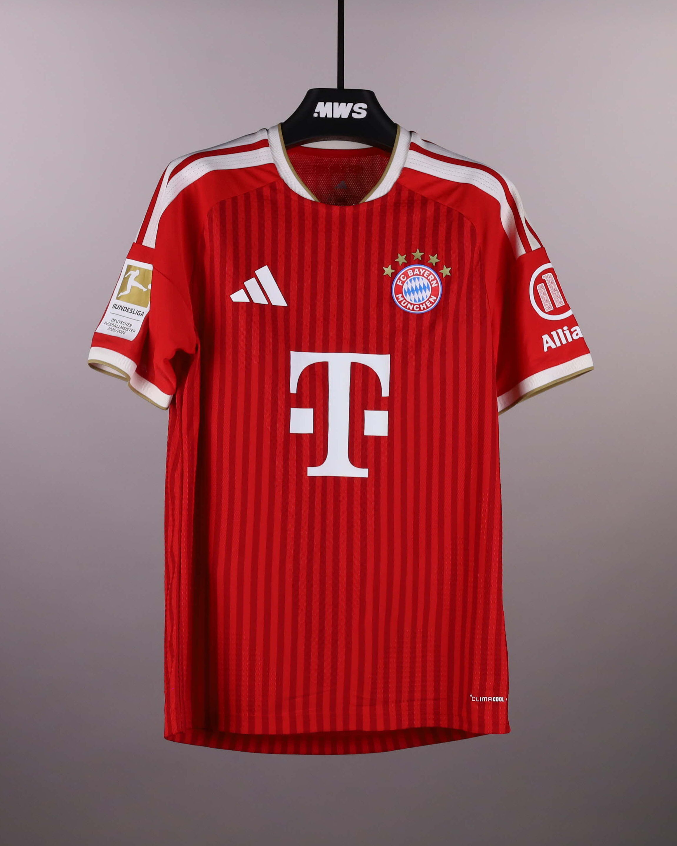Joshua Kimmich FC Bayern München shirt