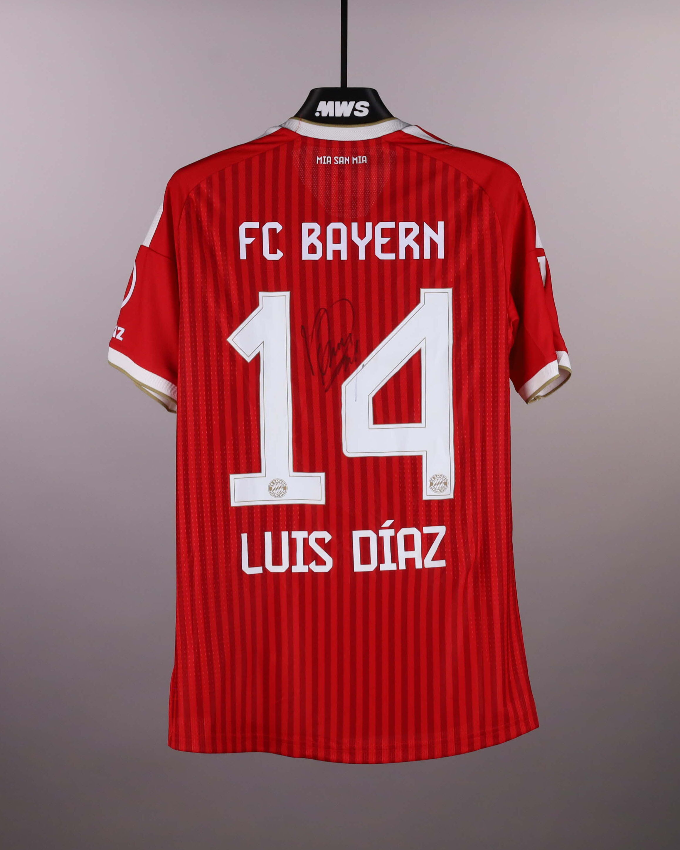 Luis Díaz FC Bayern München shirt