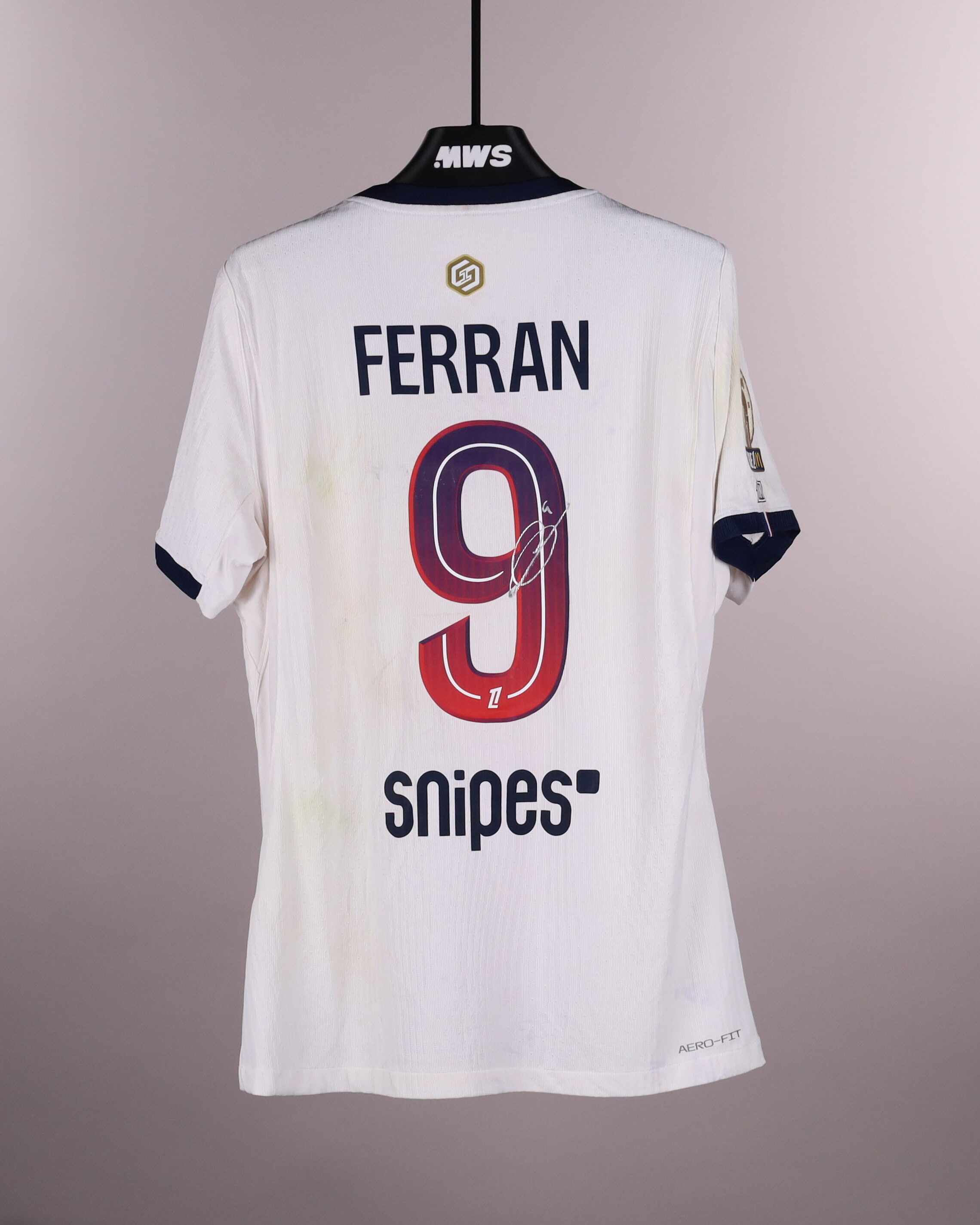 Ferrán Torres Paris Saint-Germain jersey