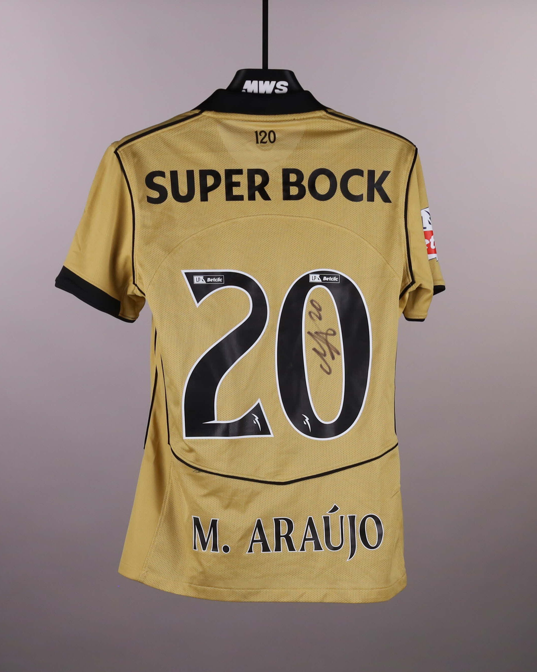 Maximiliano Araújo Sporting CP jersey