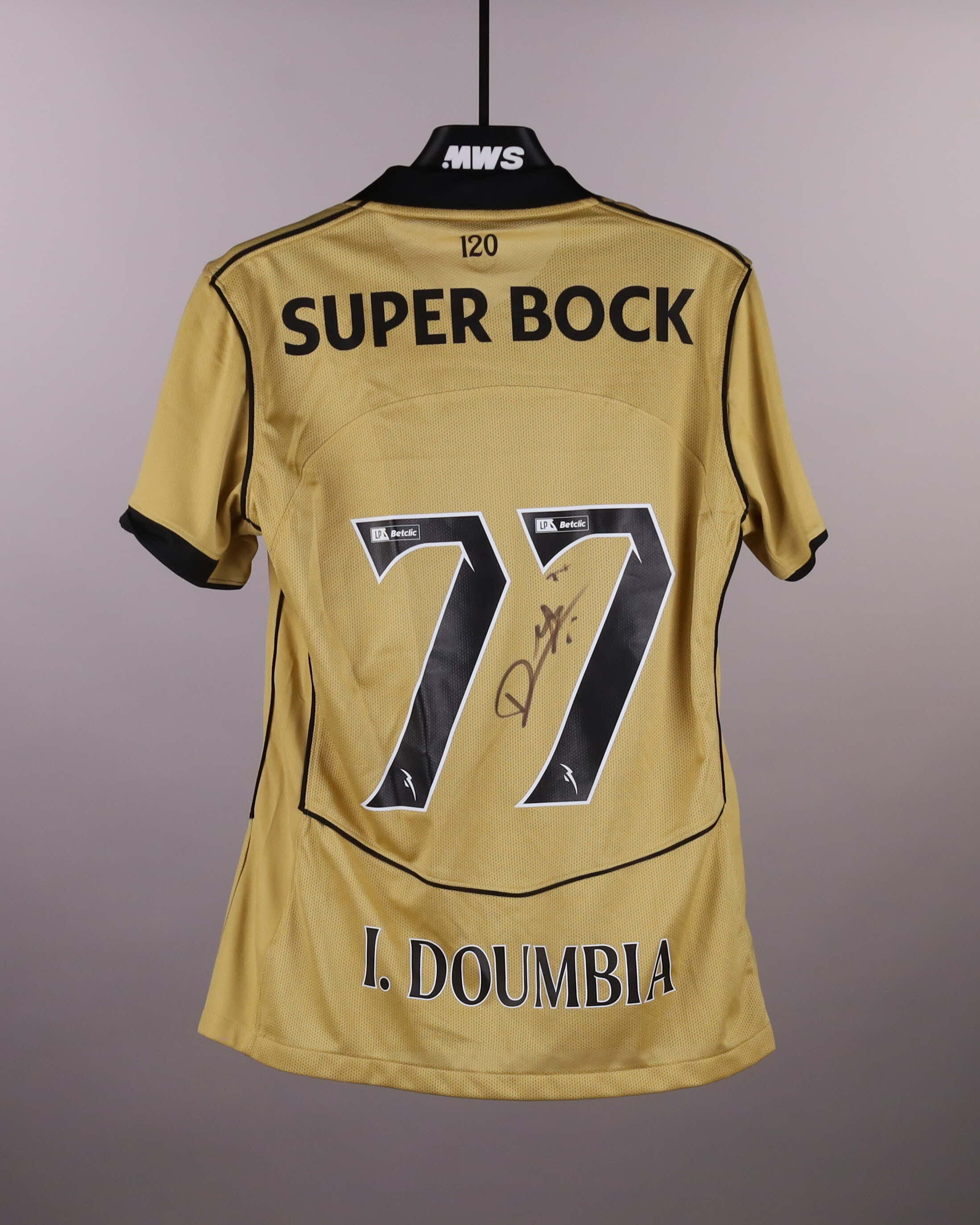 Issa Doumbia Sporting CP jersey