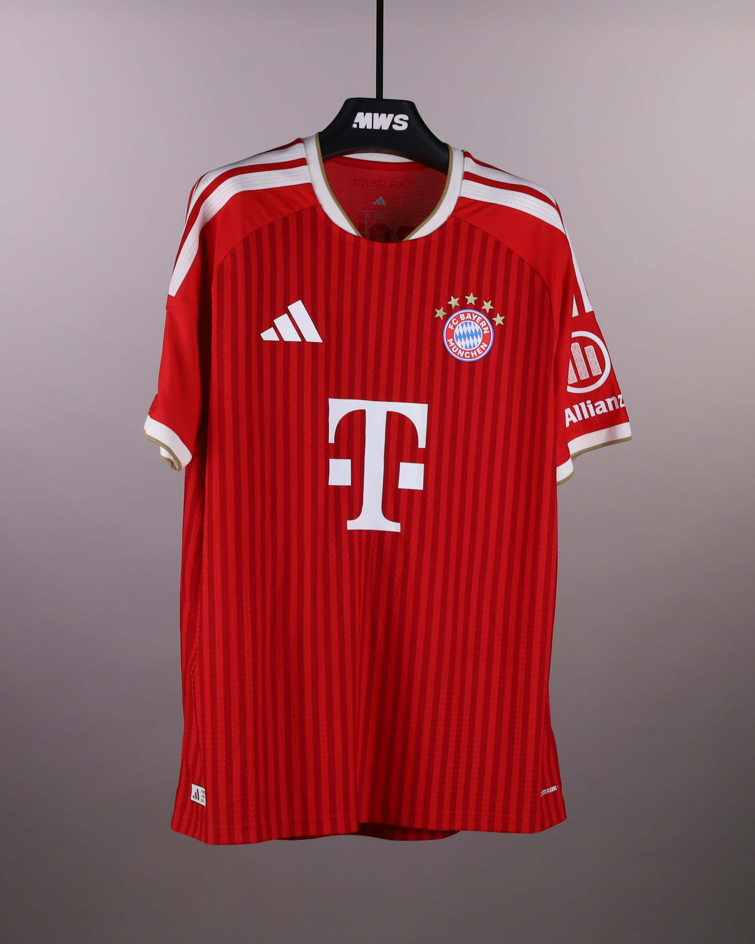 Ismael Saibari FC Bayern München shirt
