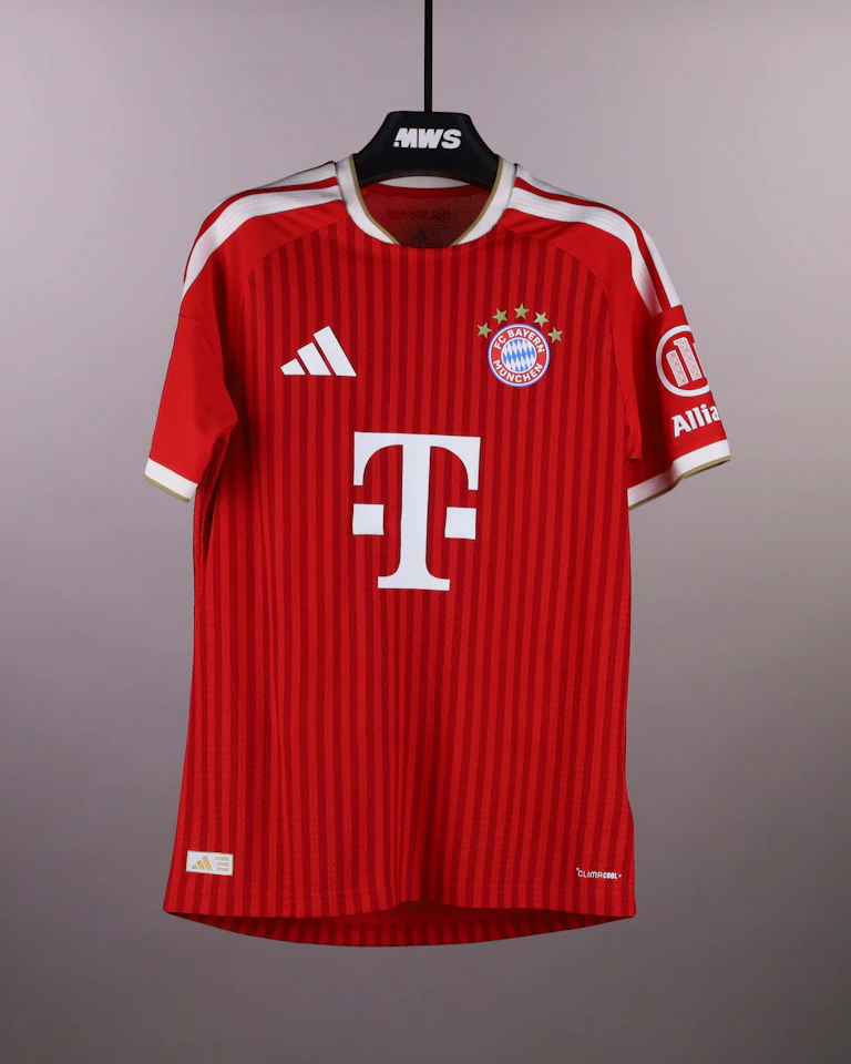 Tom Bischof FC Bayern München shirt