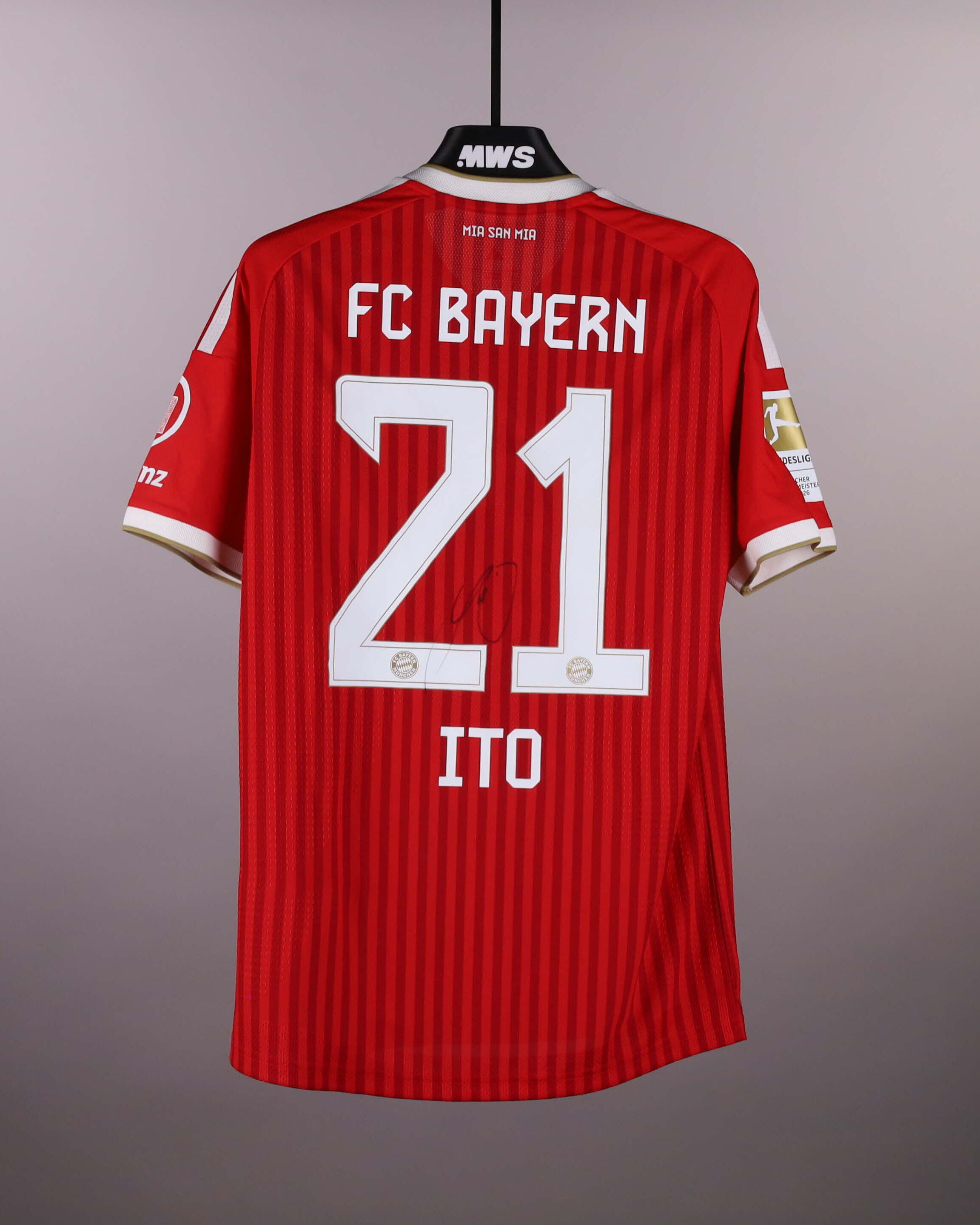 Hiroki Ito 伊藤洋輝 FC Bayern München shirt