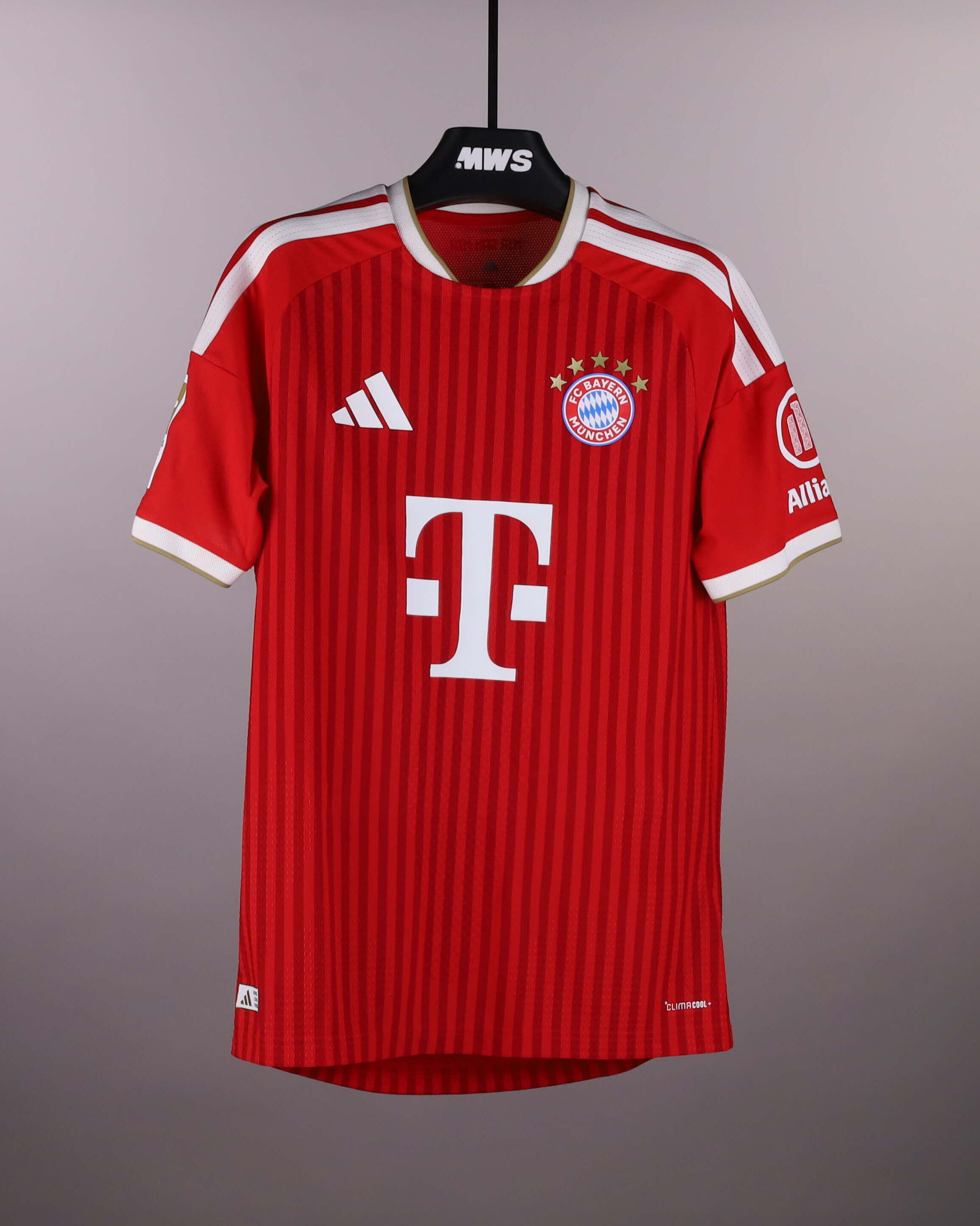 Hiroki Ito 伊藤洋輝 FC Bayern München shirt