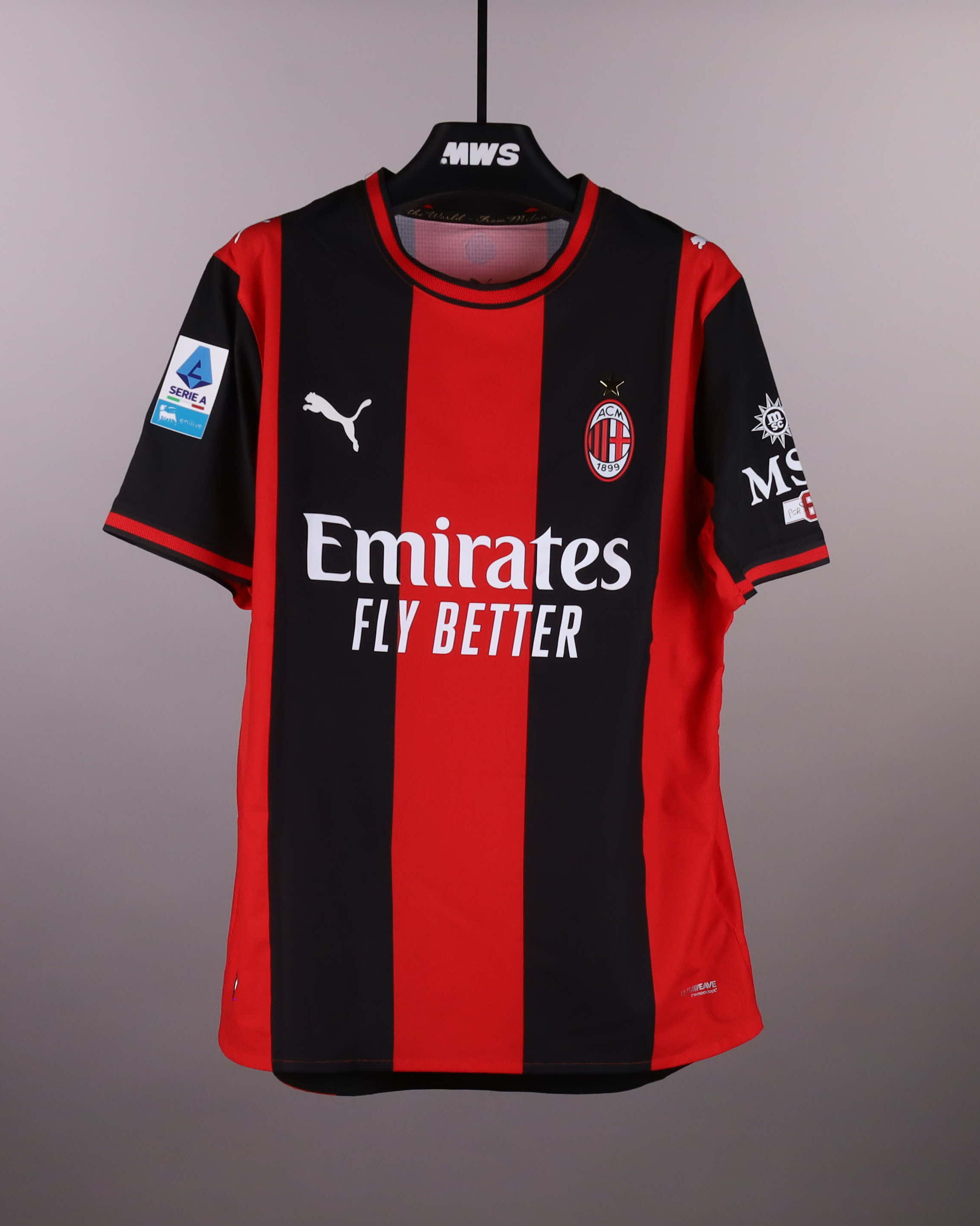 Christian Pulisic AC Milan jersey