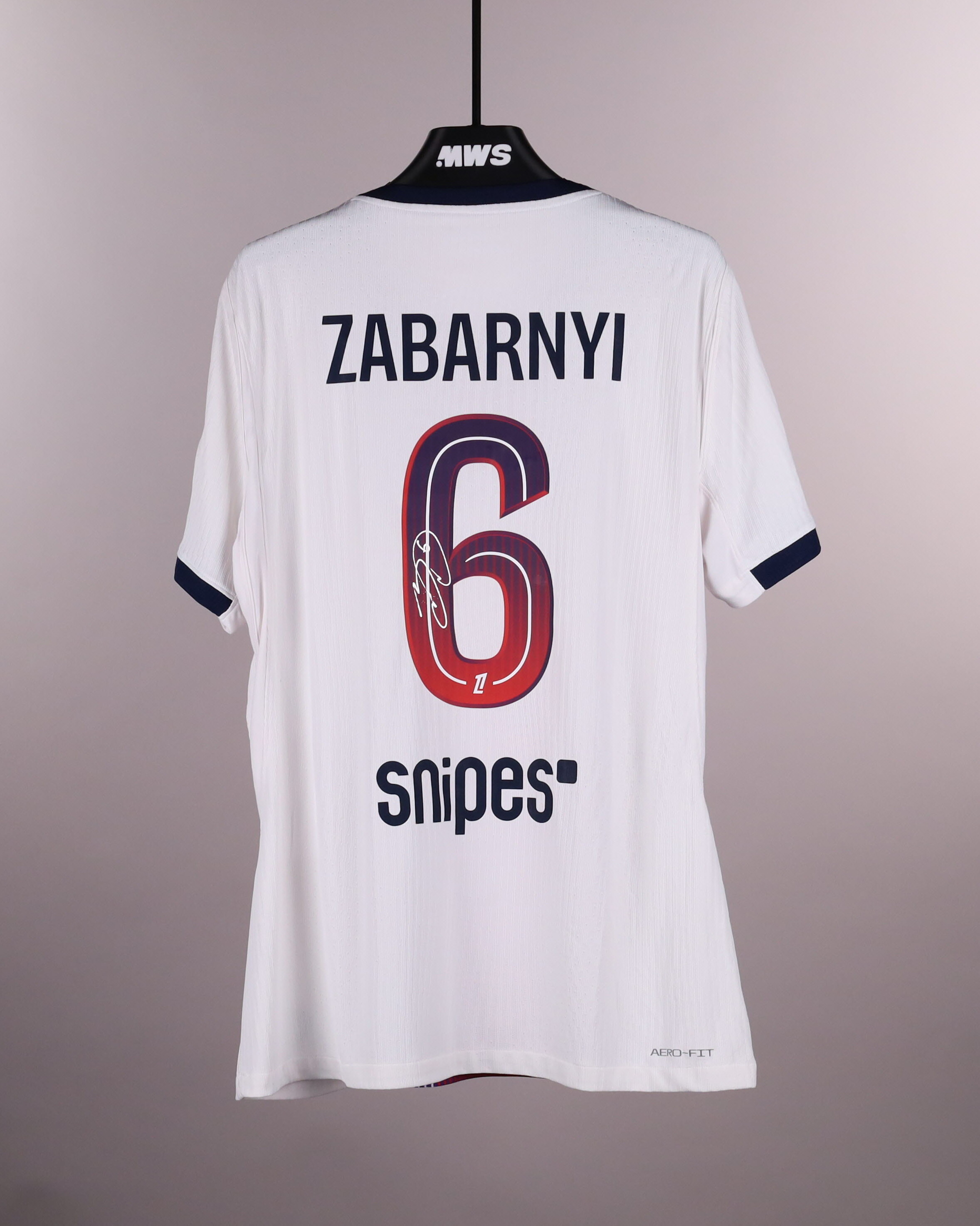 Illia Zabarnyi Paris Saint-Germain jersey