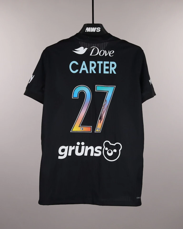 Jess Carter Gotham FC jersey