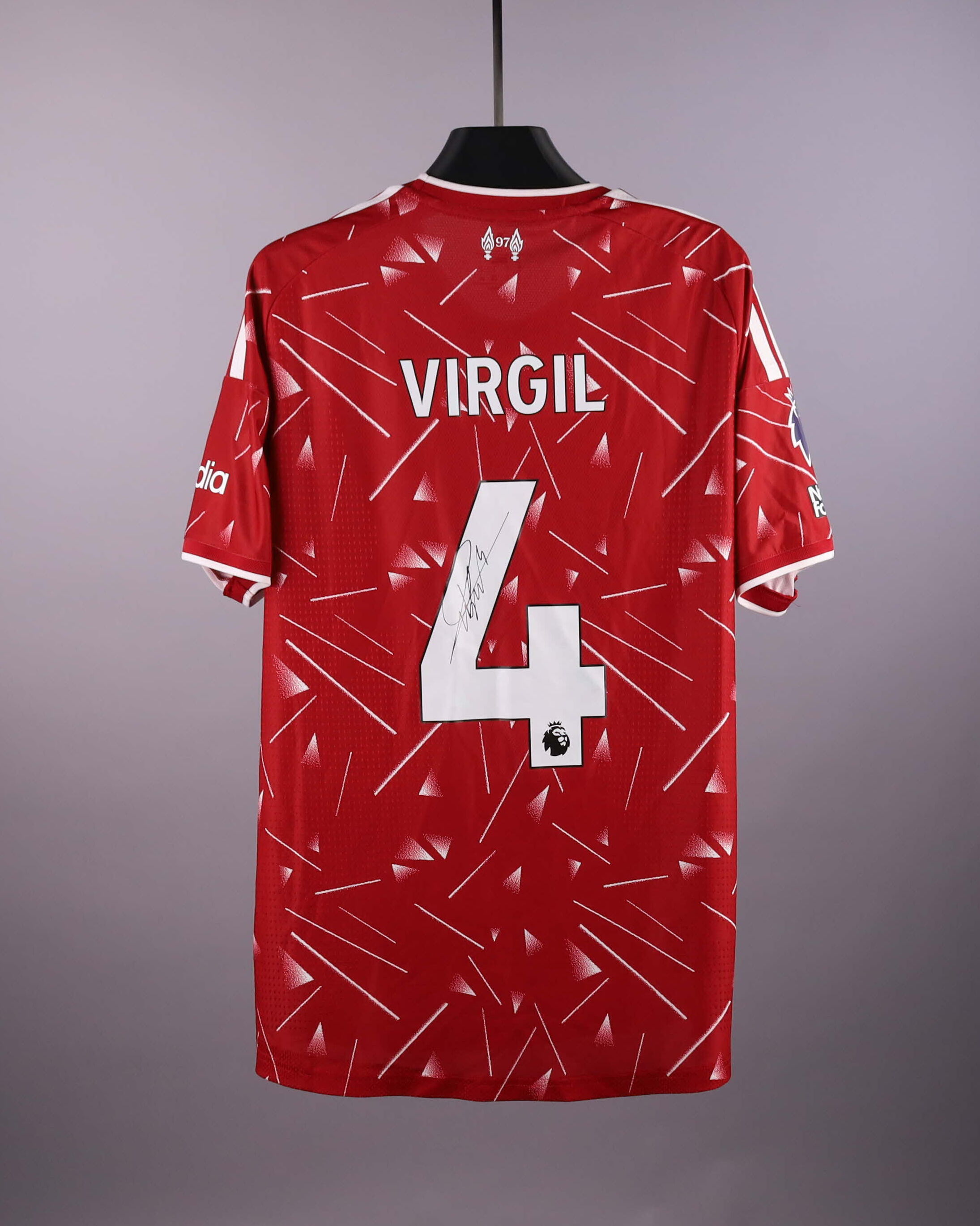 Virgil van Dijk Liverpool camisa.