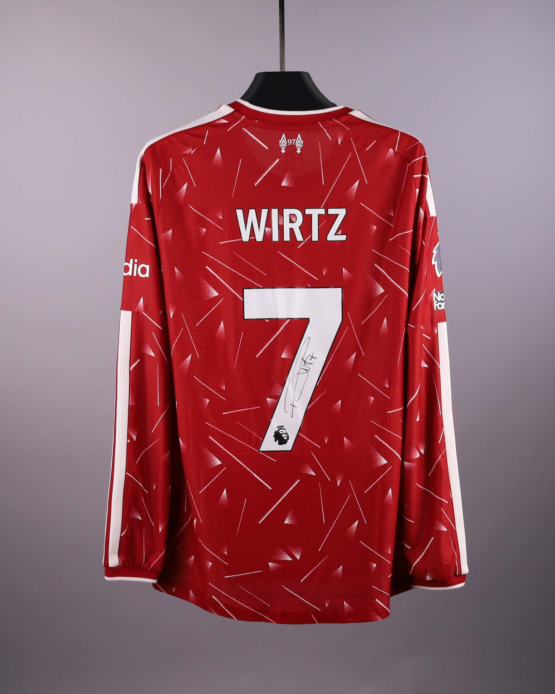 Florian Wirtz Liverpool camisa.