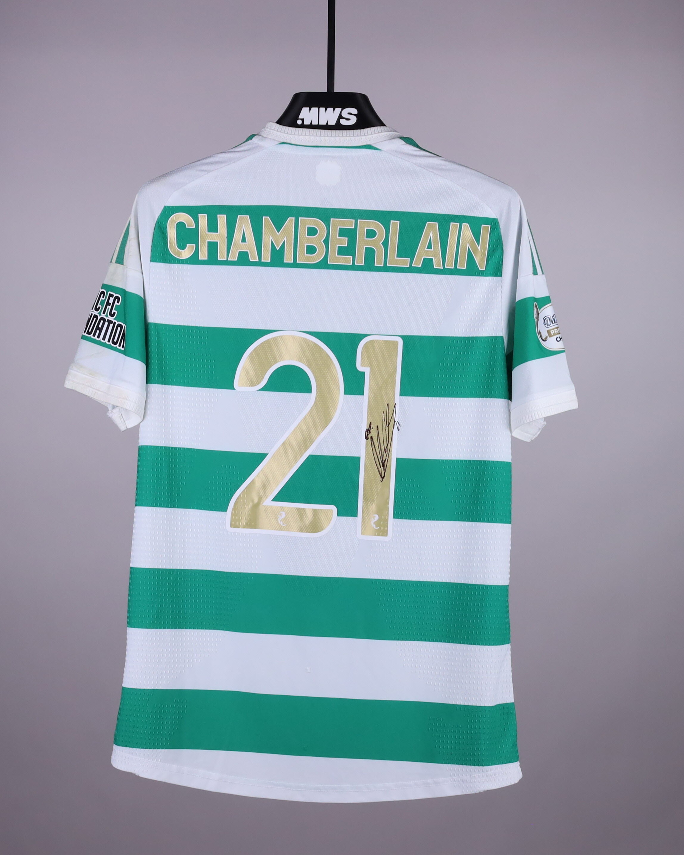 Alex Oxlade-Chamberlain Celtic jersey