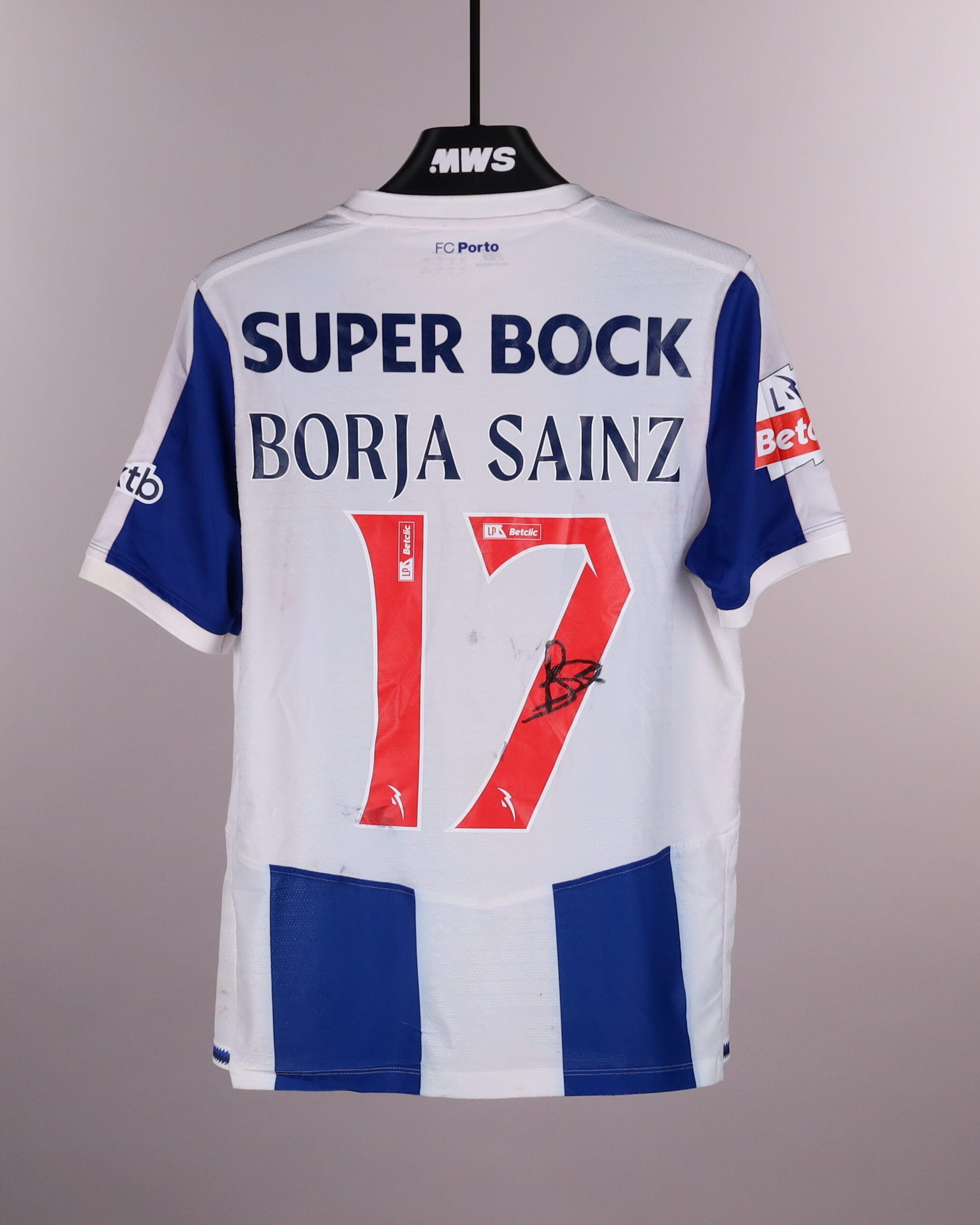 Borja Sainz FC Porto jersey