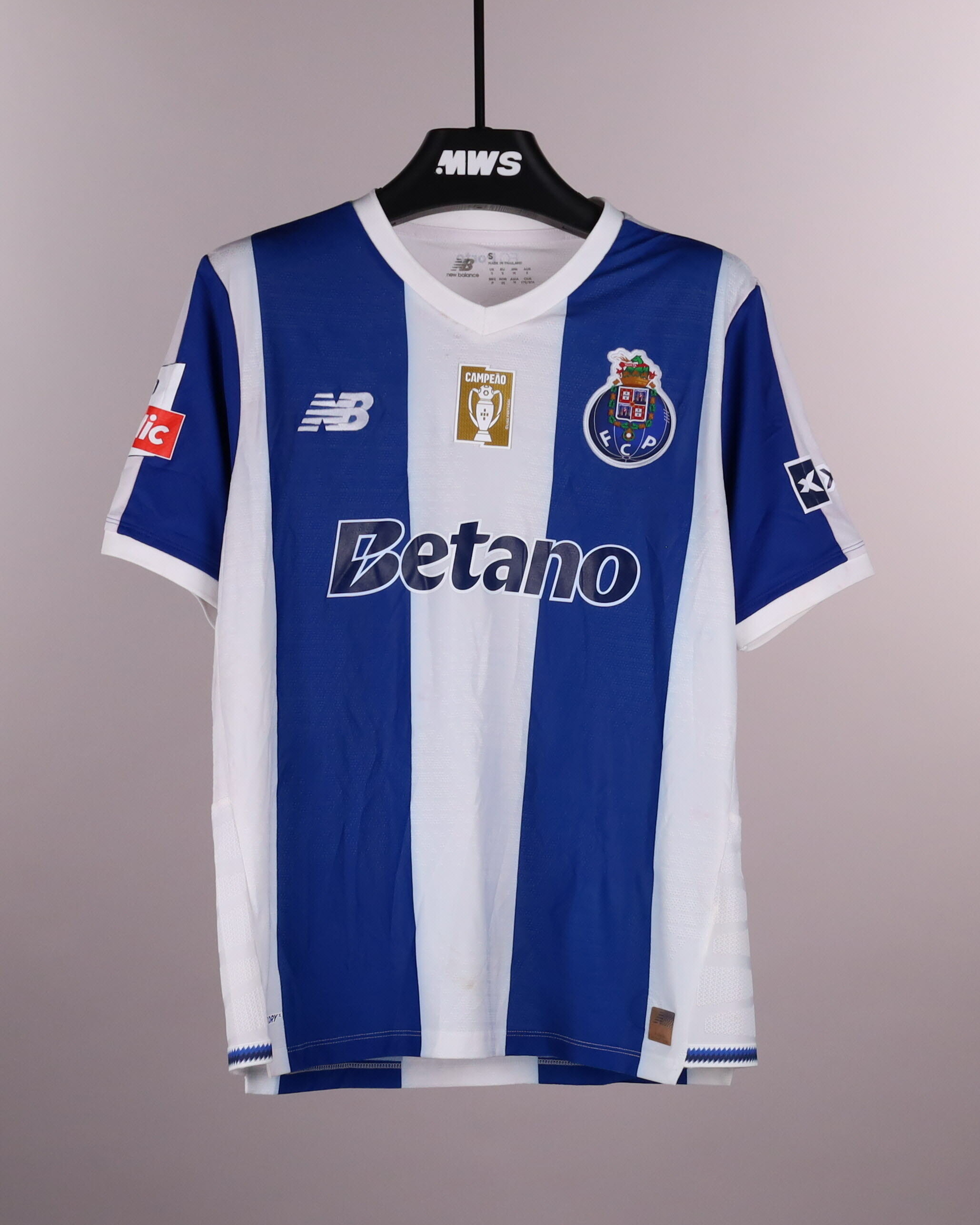 Borja Sainz FC Porto jersey
