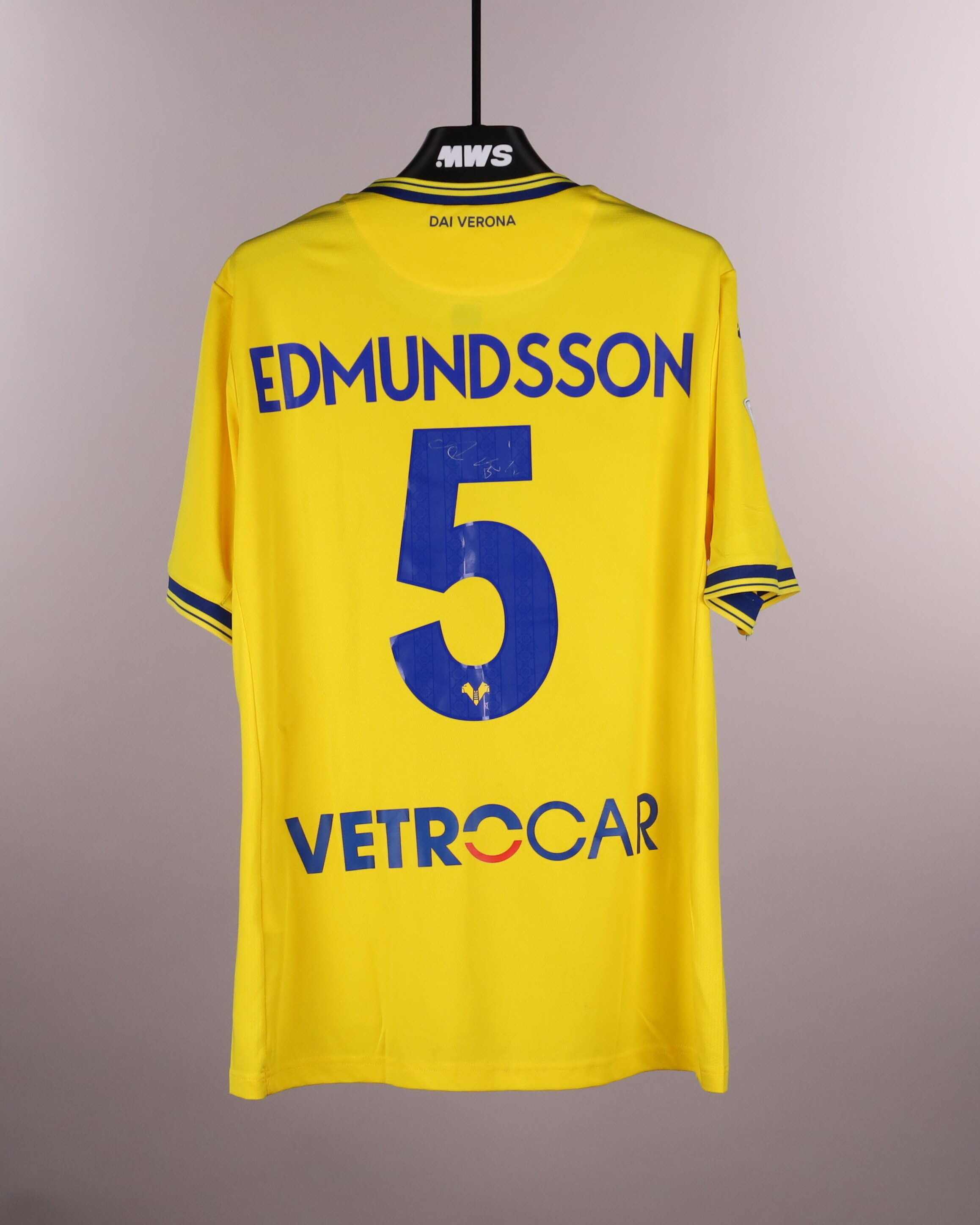 Andrias Edmundsson Hellas Verona FC jersey