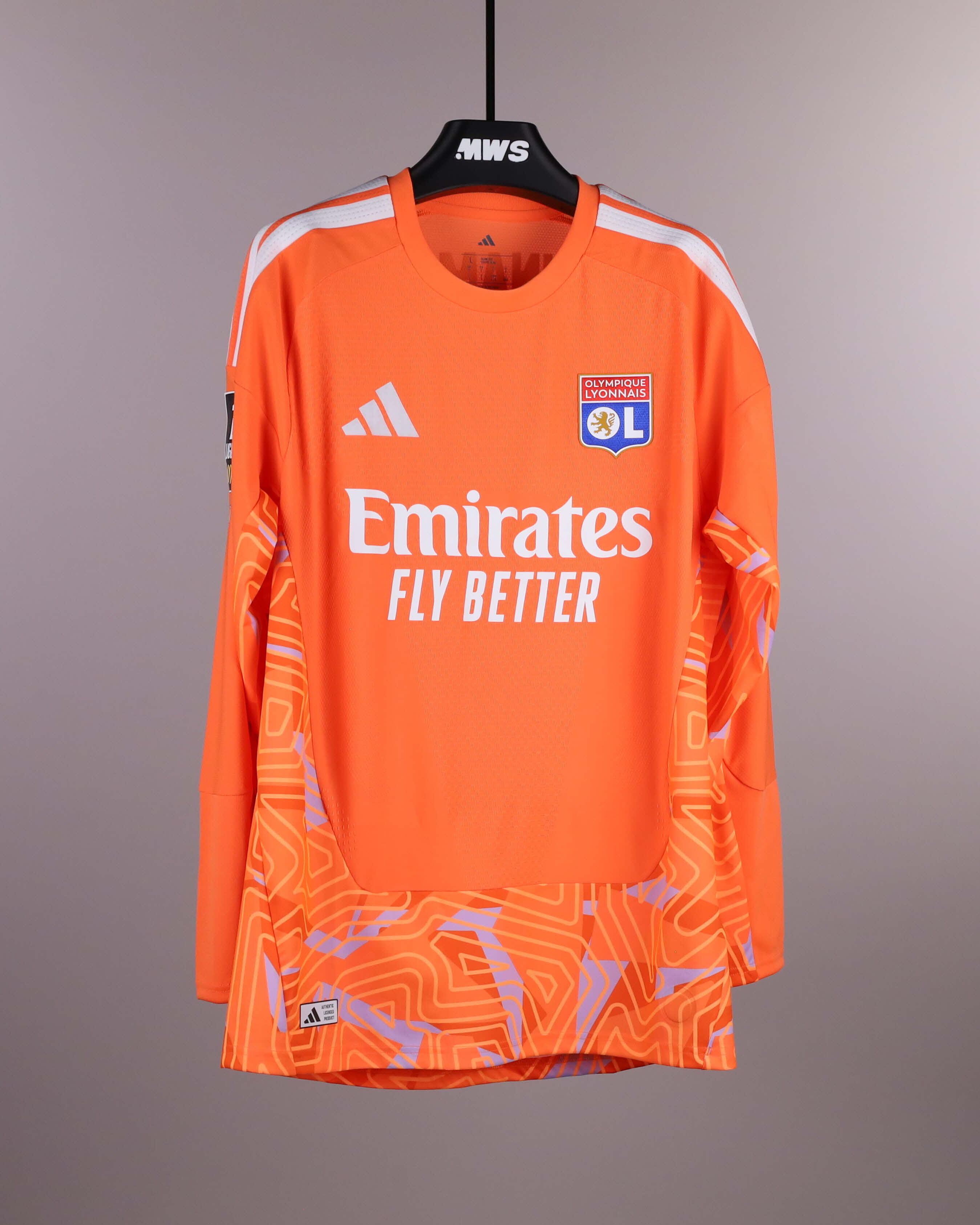Rémy Descamps  Olympique Lyonnais jersey