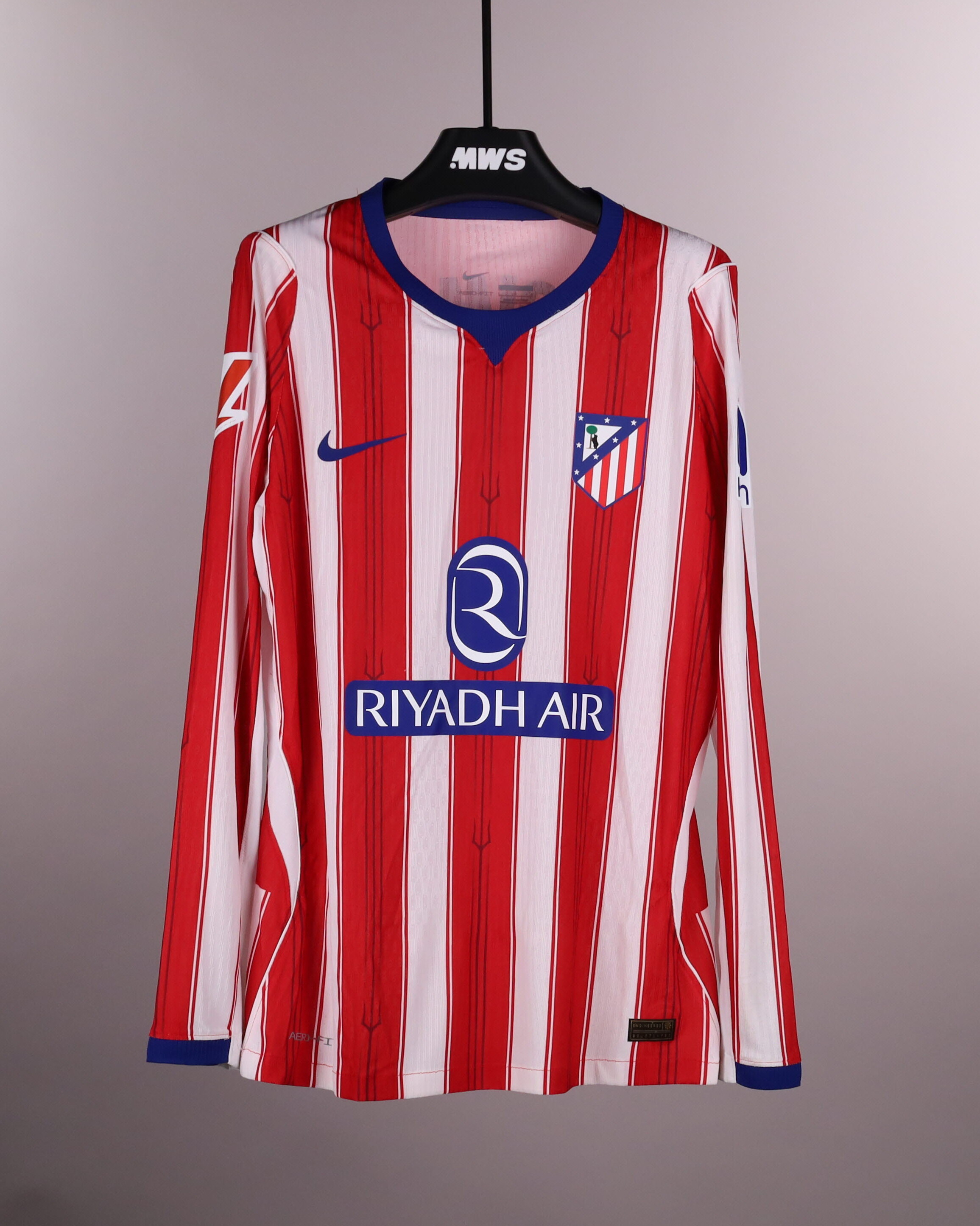 José María Giménez Atlético de Madrid jersey