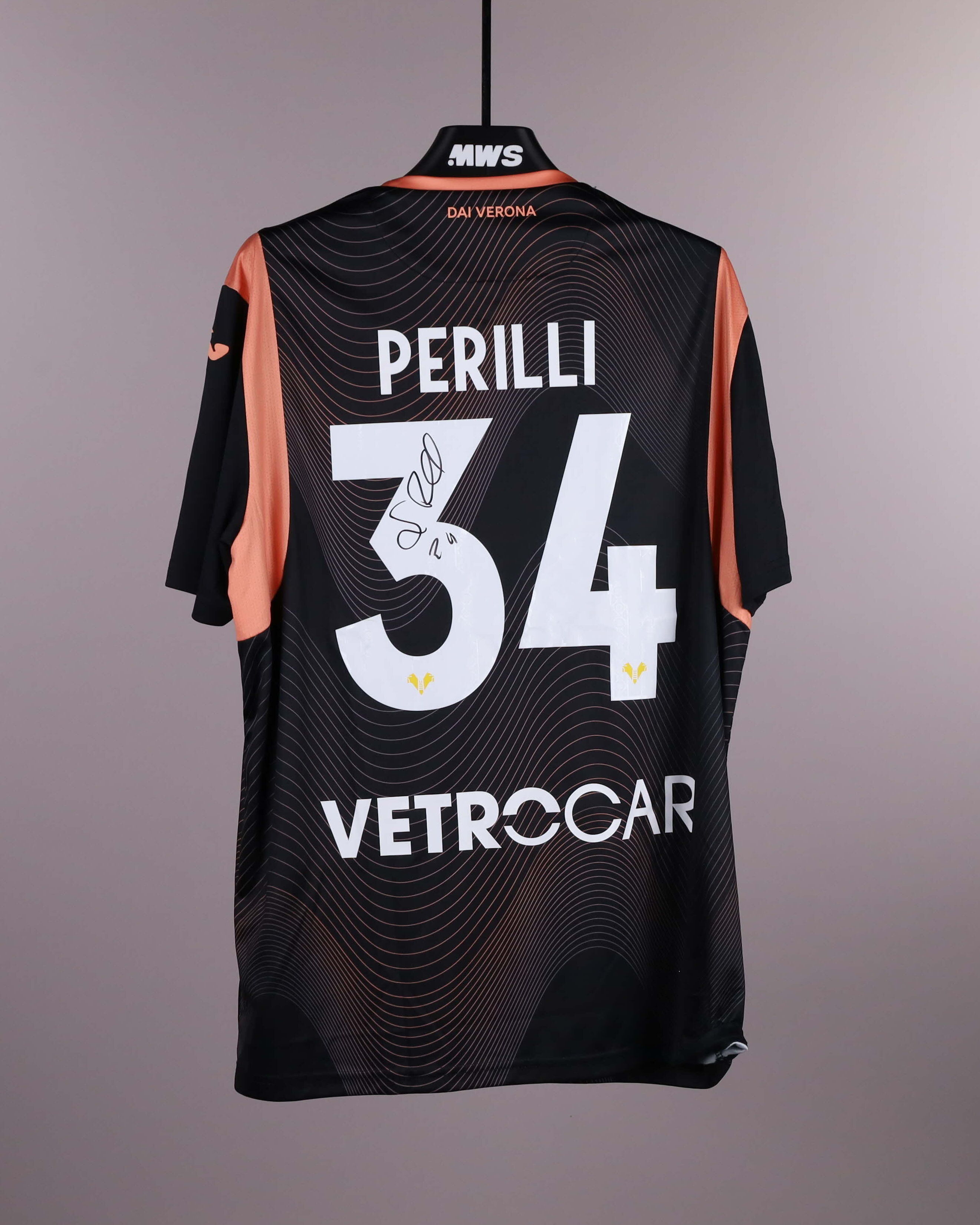 Simone Perilli Hellas Verona FC jersey