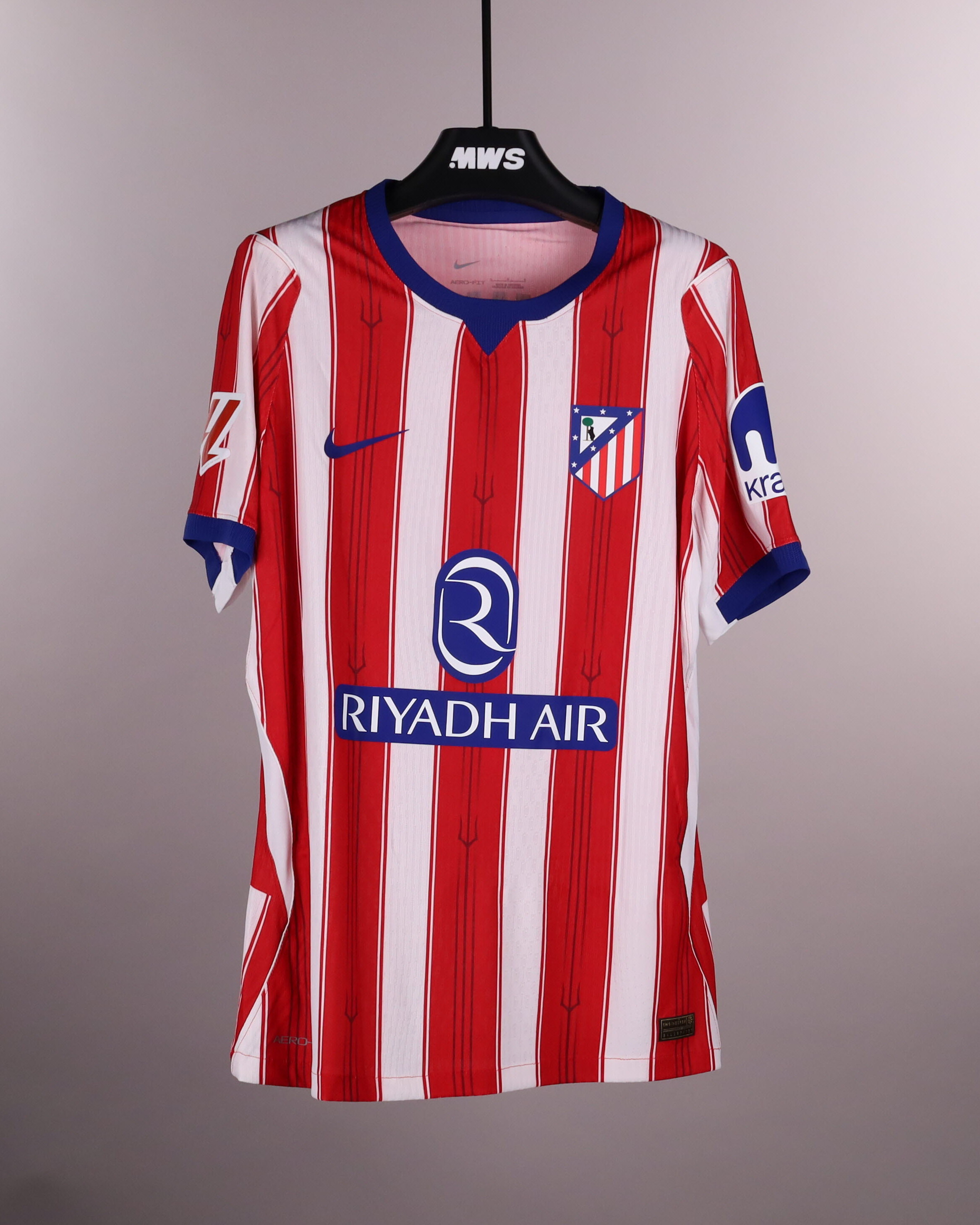 Johnny Cardoso Atlético de Madrid jersey
