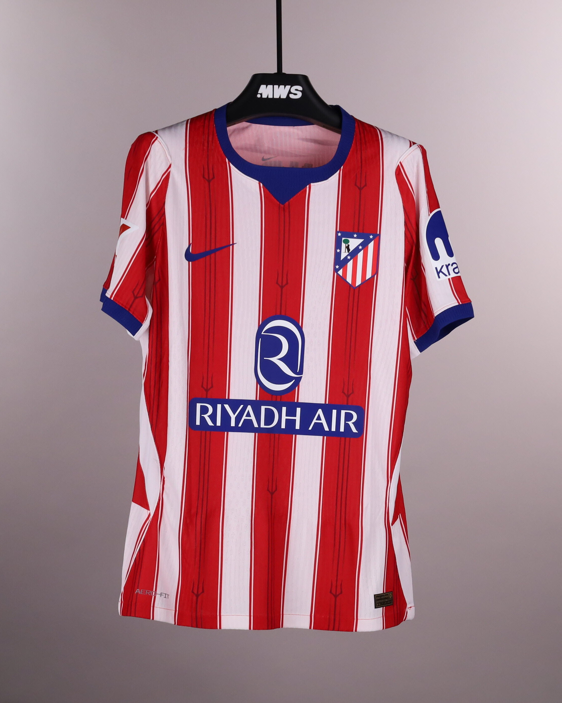 Rodrigo Mendoza Atlético de Madrid jersey