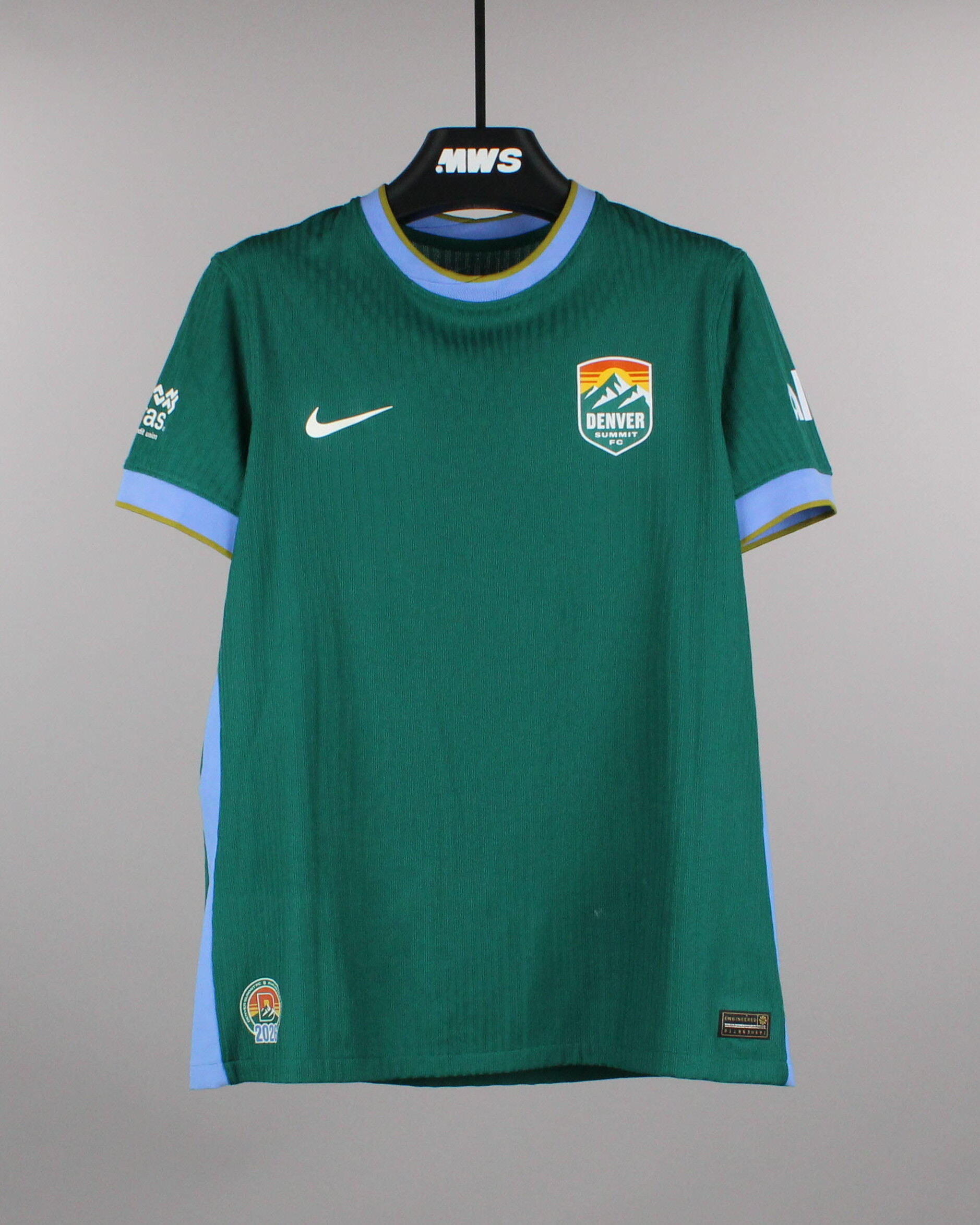 Lindsey Heaps Denver Summit FC jersey