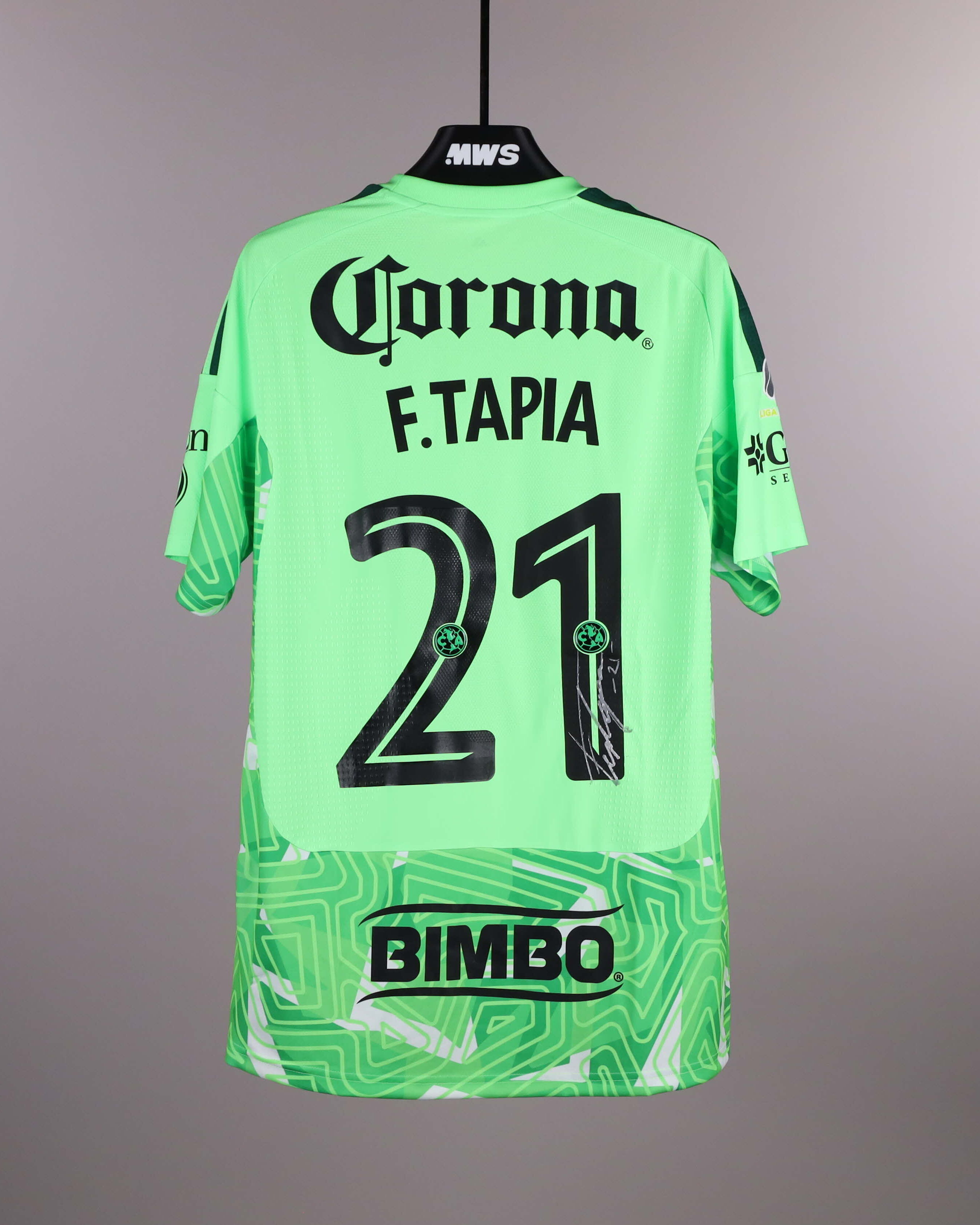 Fernando Tapia Club América jersey