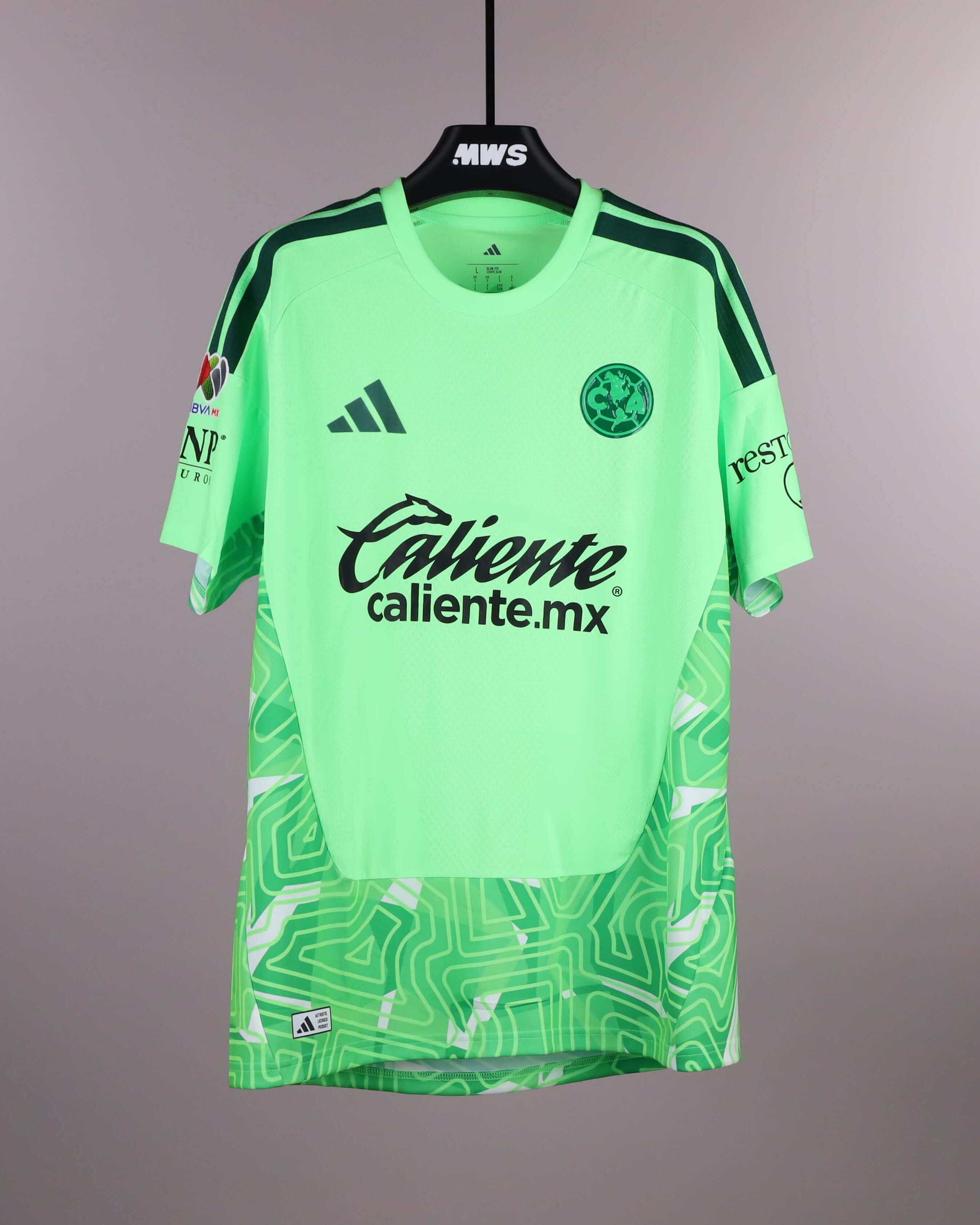 Fernando Tapia Club América jersey