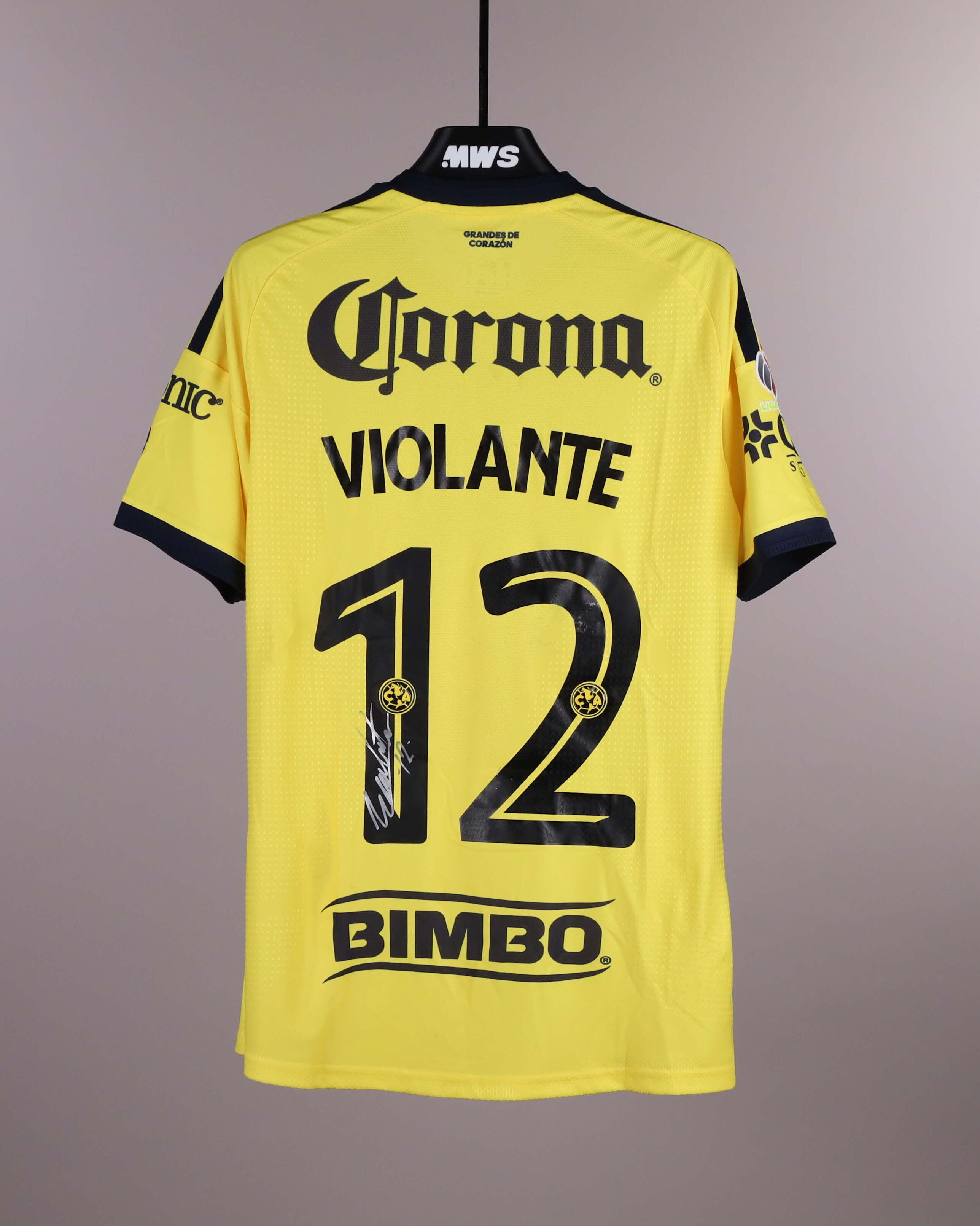 Isaías Violante Club América jersey