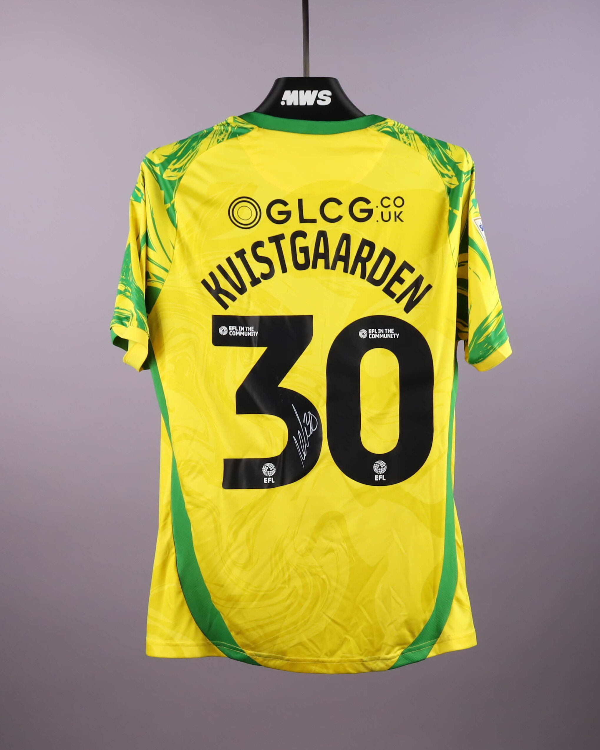 Mathias Kvistgaarden Norwich City jersey