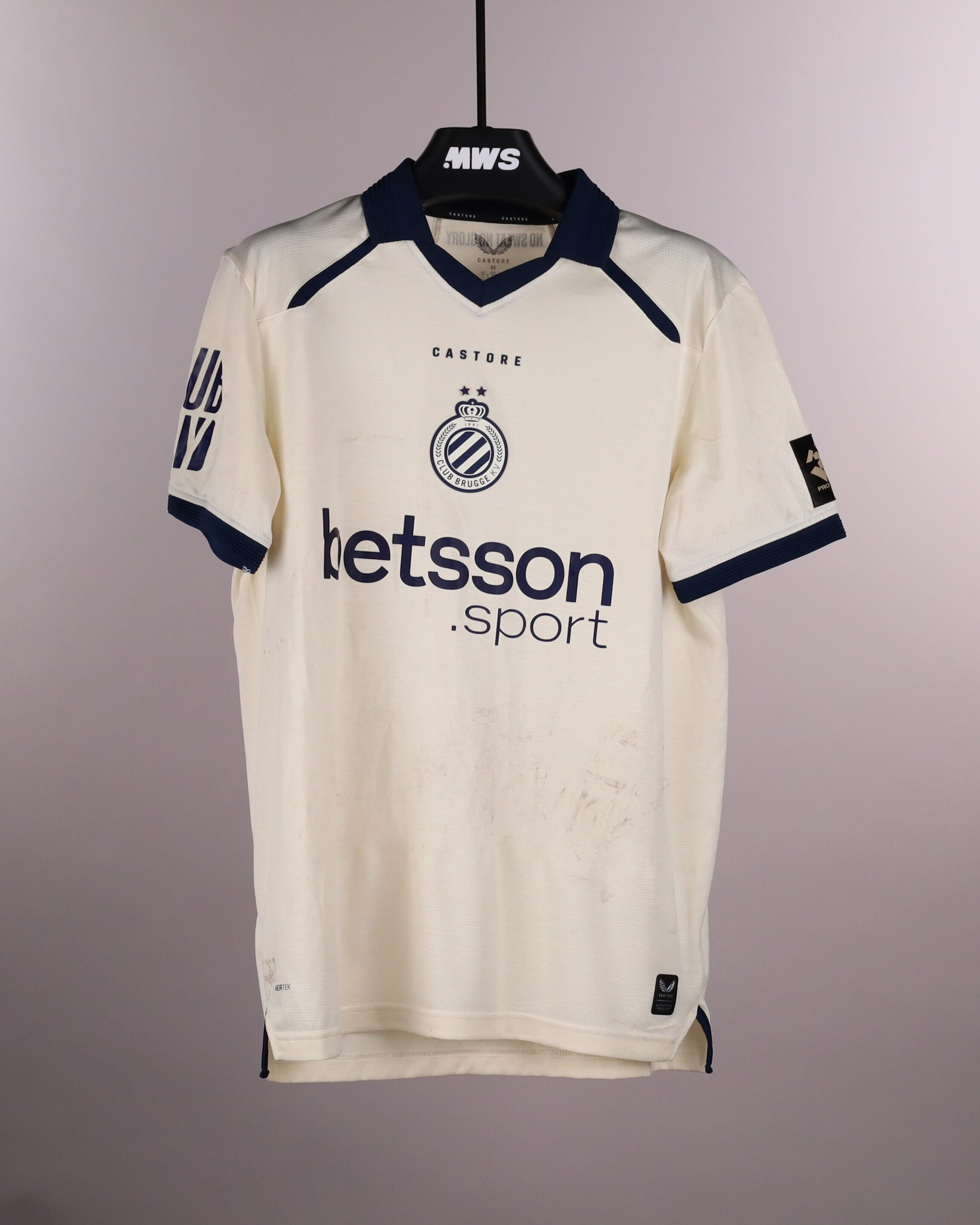 Hugo Vetlesen Club Brugge jersey