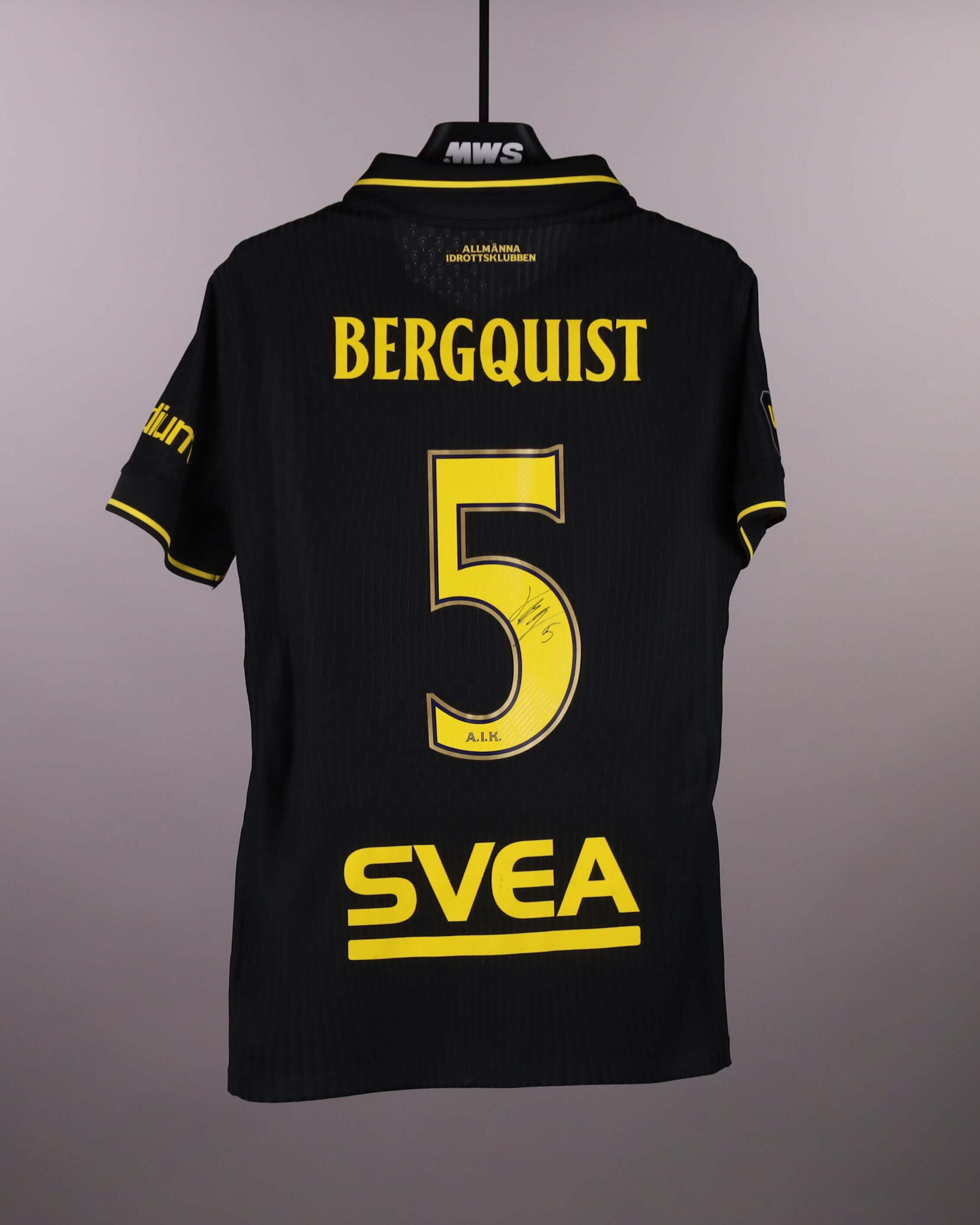 Lukas Bergquist AIK jersey