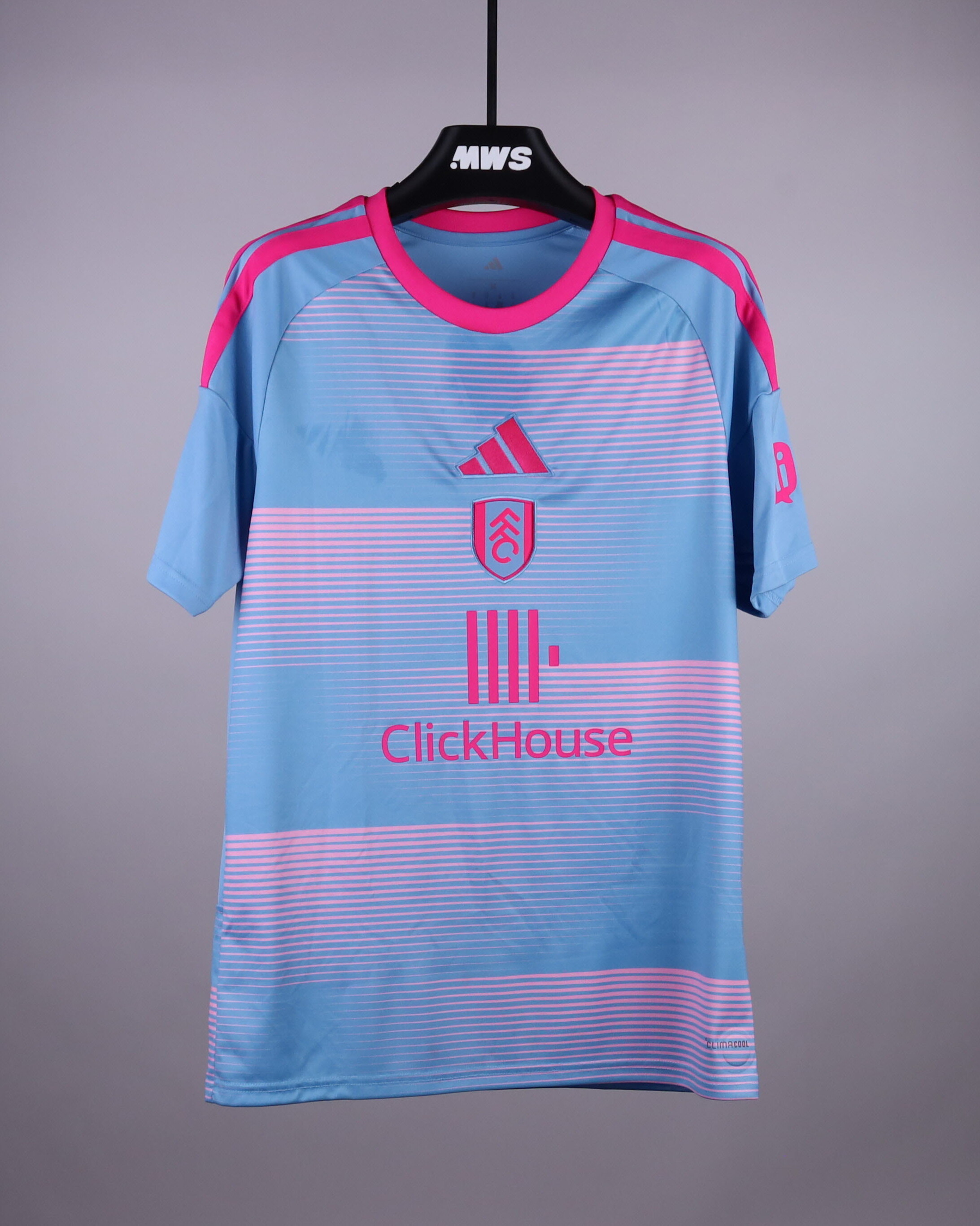 Fulham-Trikot von Antonee Robinson