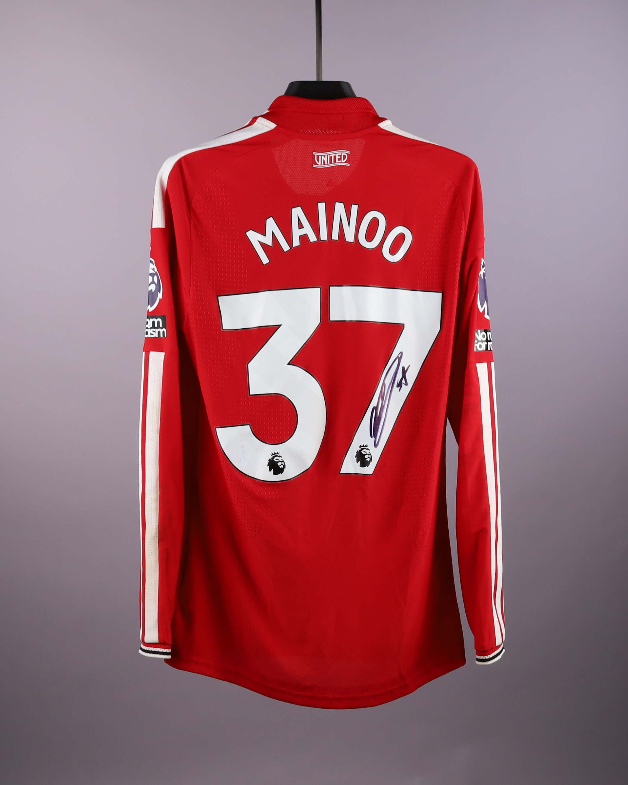 Camiseta Kobbie Mainoo Manchester United