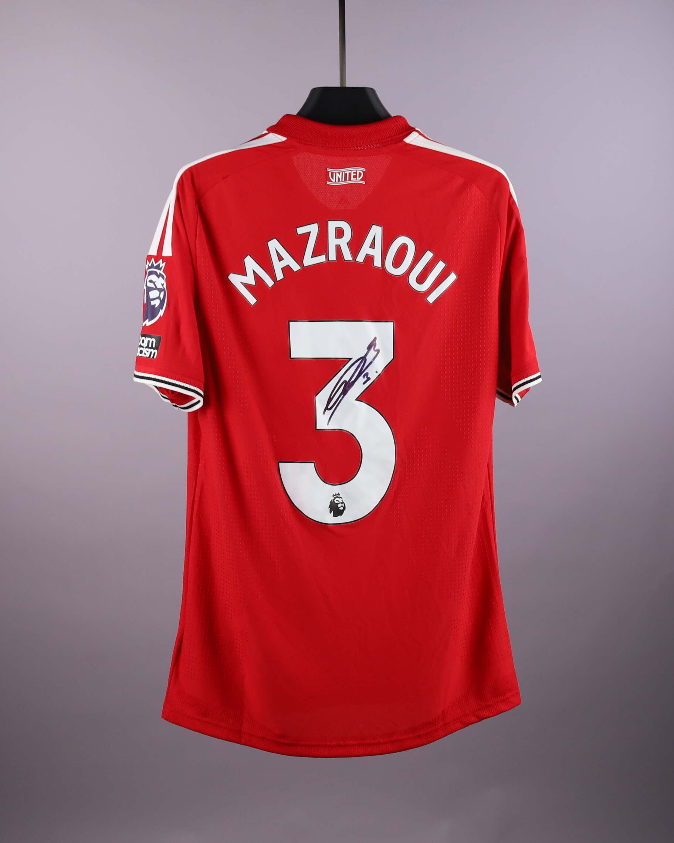Camisola de Noussair Mazraoui, Manchester United