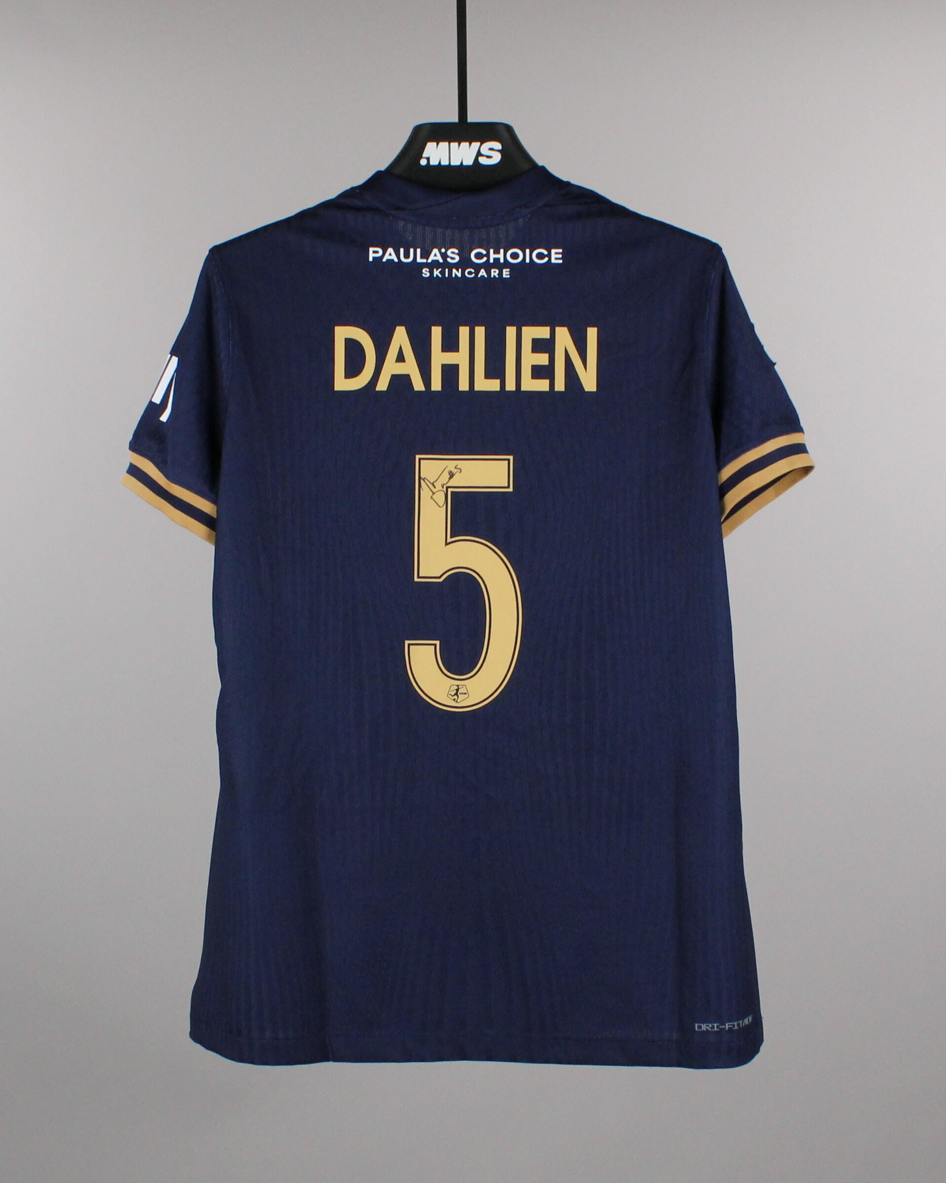 Maddie Dahlien Seattle Reign jersey