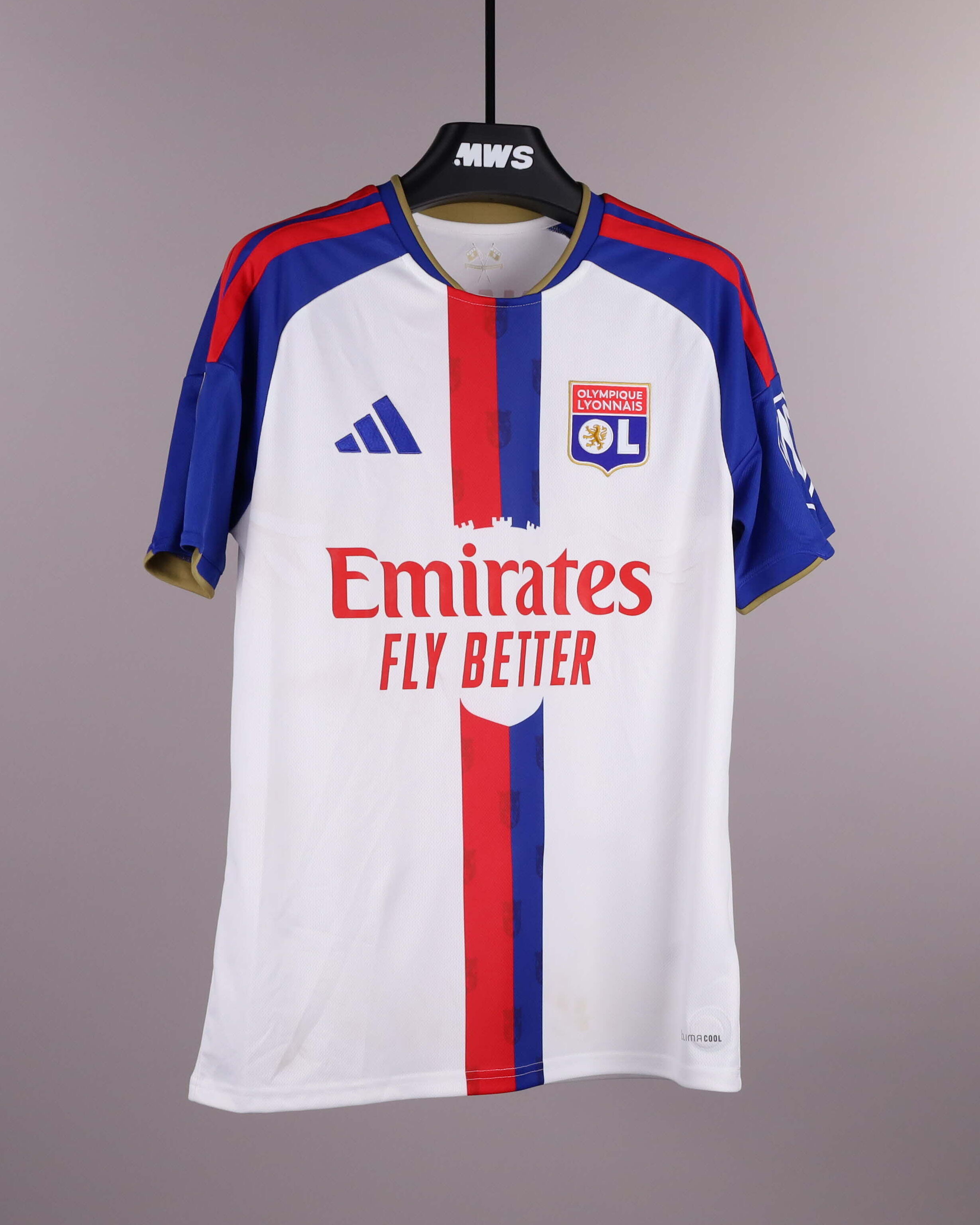 Noah Nartey Olympique Lyonnais jersey